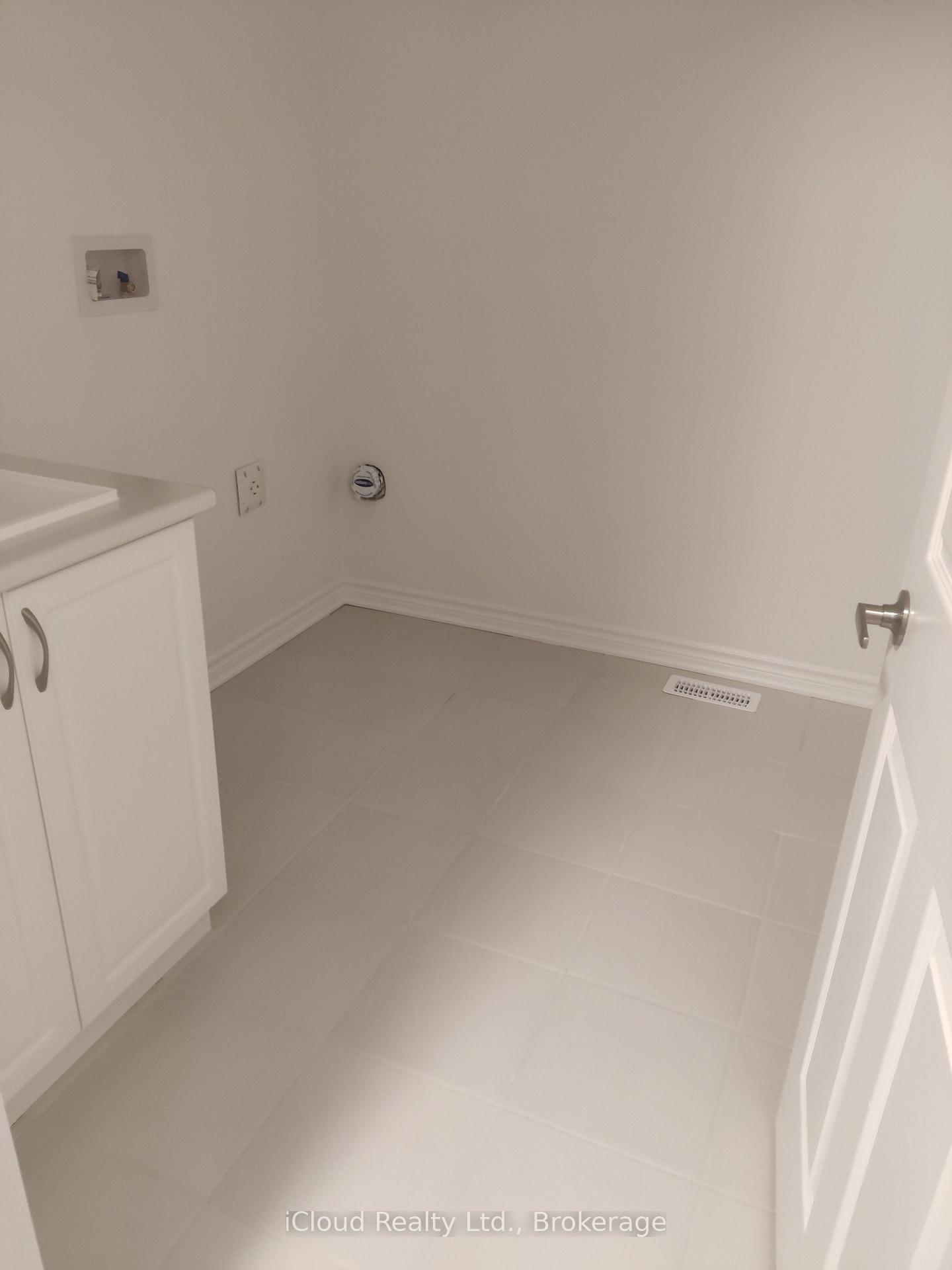 Photo 9 of 26 Milt Schmidt Street, Kitchener, Trussler — HOMEH