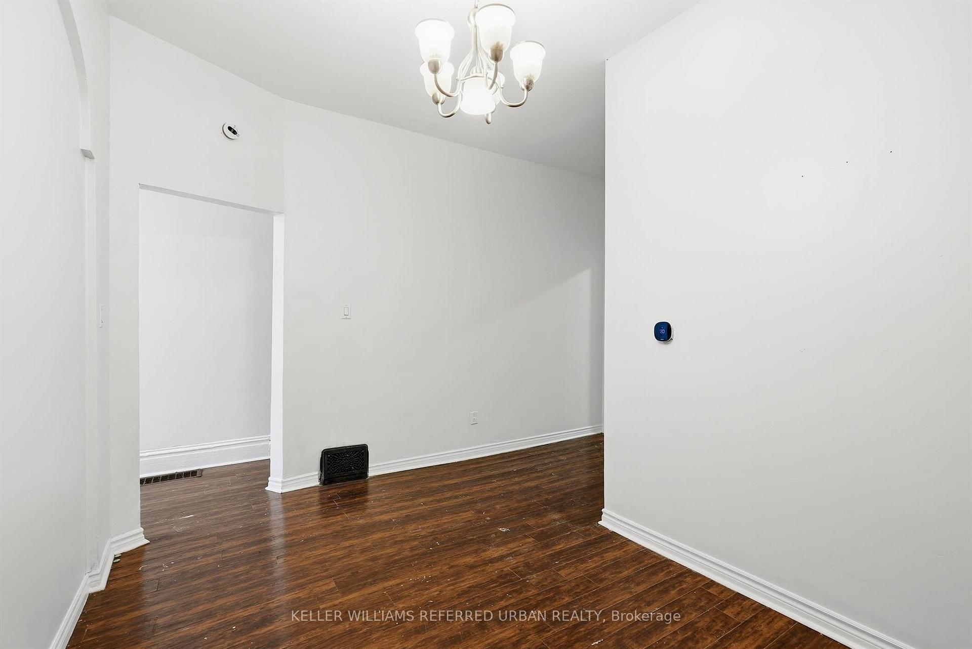 Photo 5 of 52 Cathcart Street, Hamilton, Beasley — HOMEH
