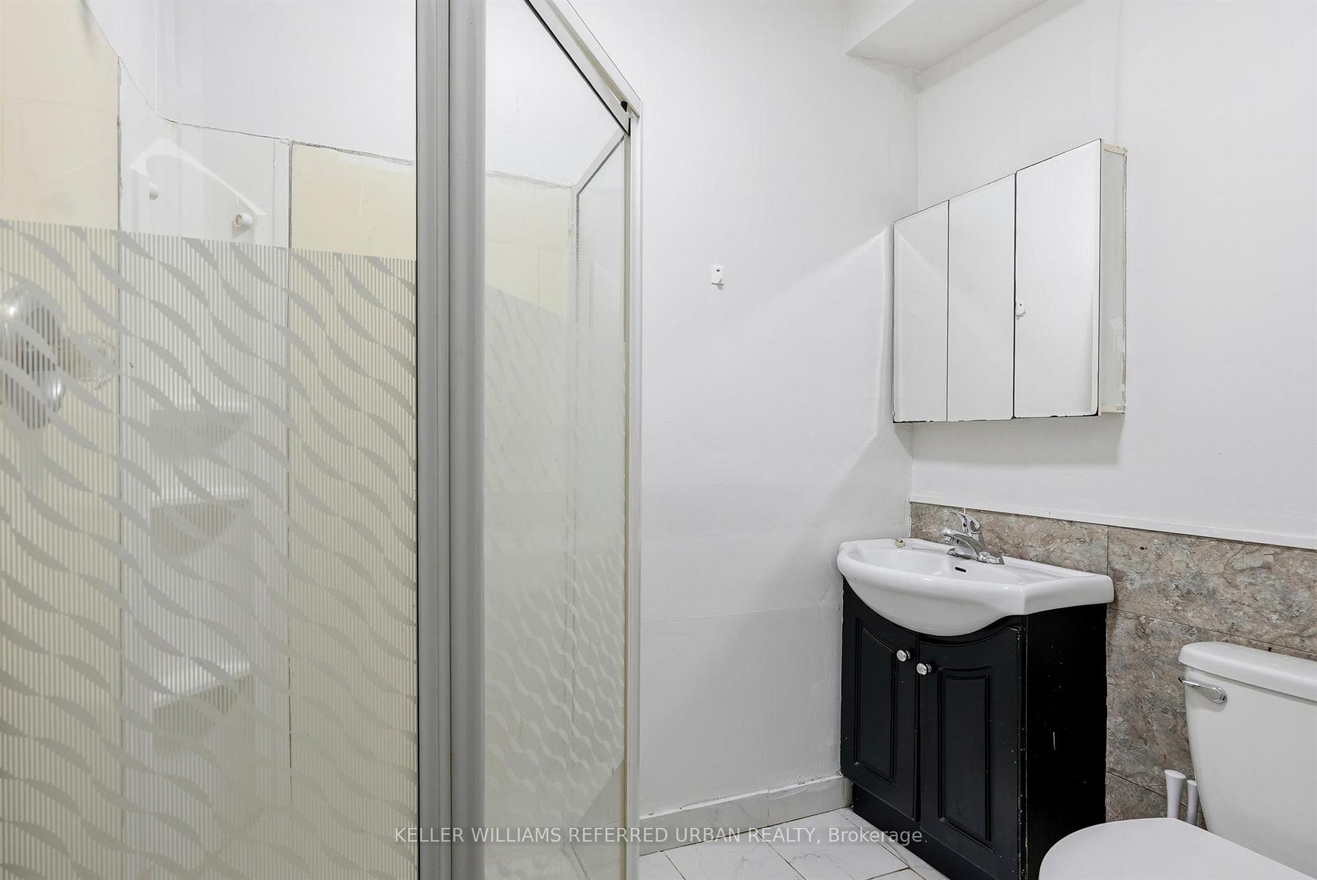 Photo 11 of 52 Cathcart Street, Hamilton, Beasley — HOMEH