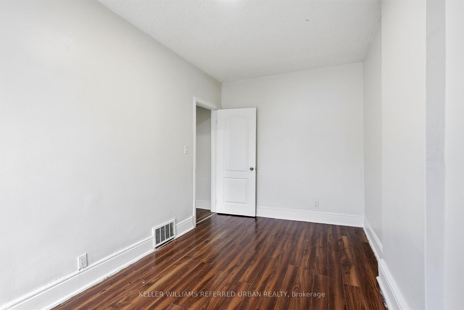 Photo 14 of 52 Cathcart Street, Hamilton, Beasley — HOMEH