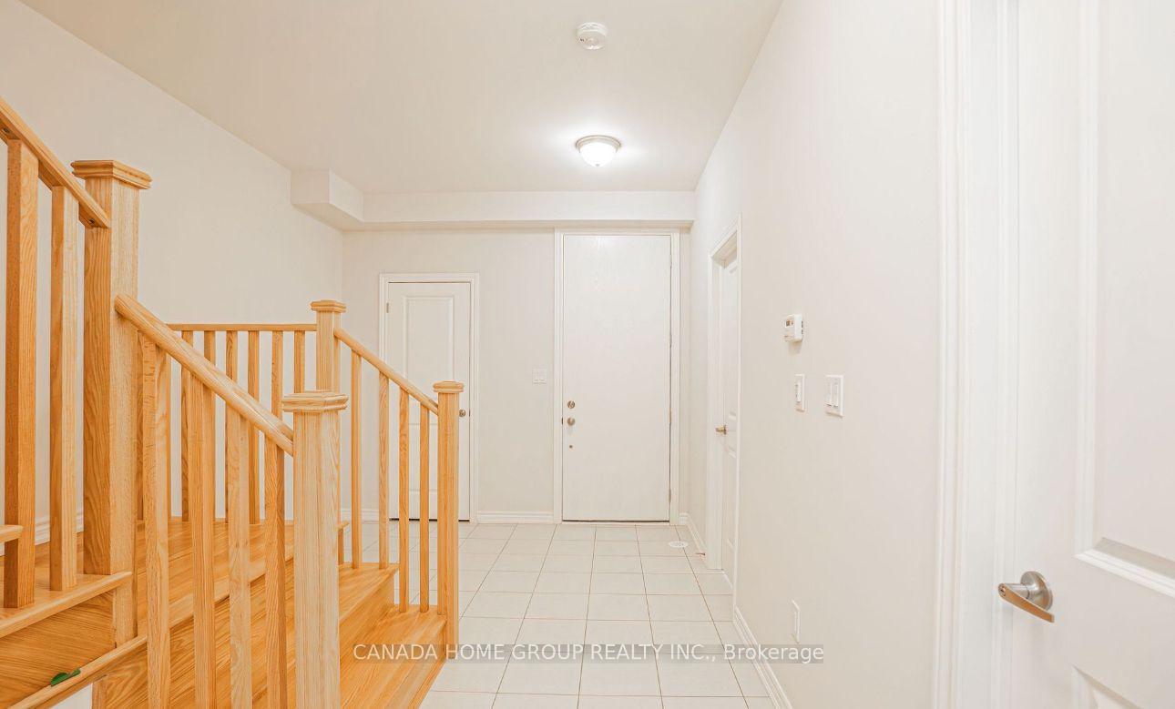 Photo 13 of 3099 Meadowridge Drive, Oakville, Joshua Meadows — HOMEH