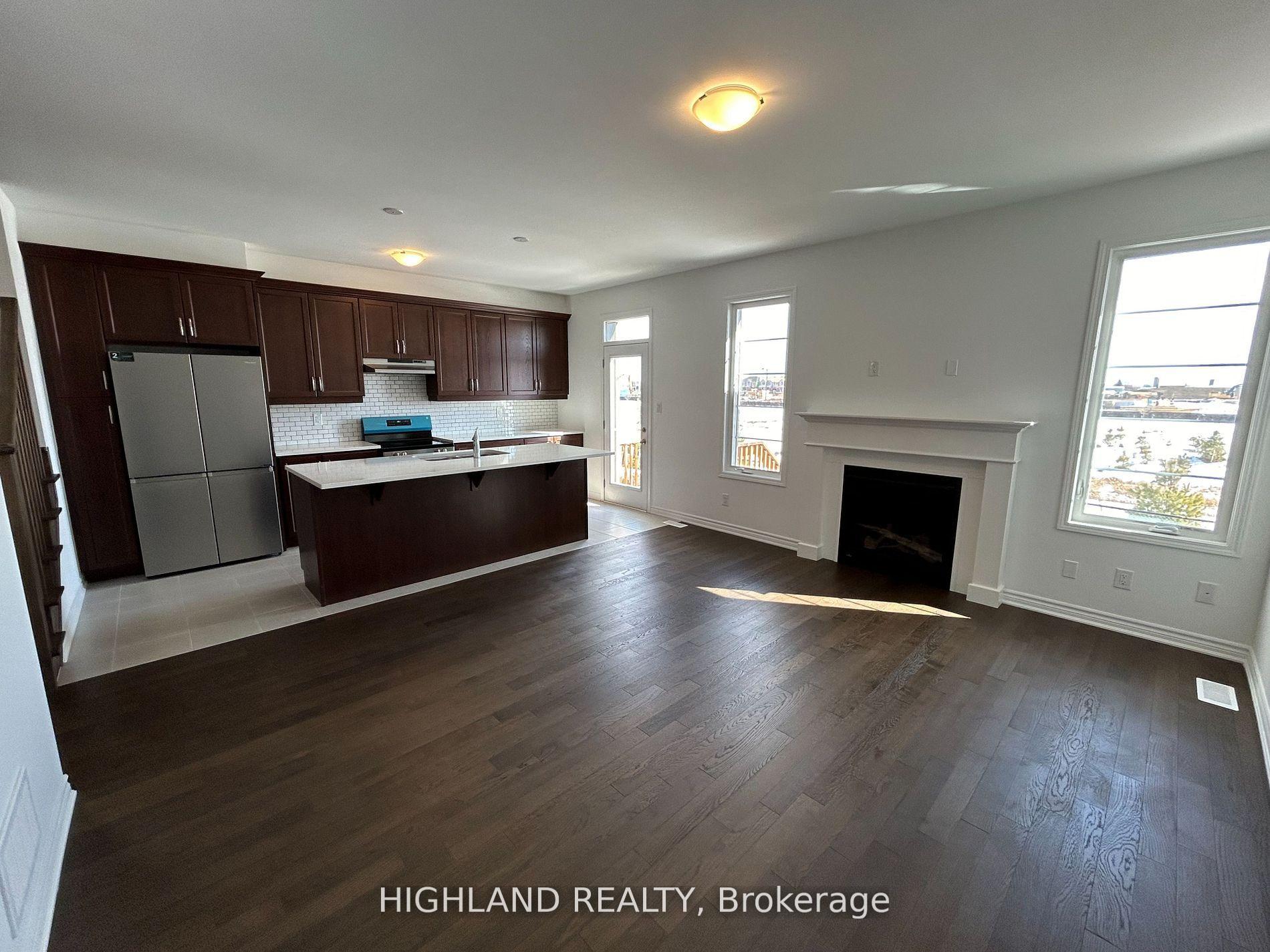 Photo 4 of 1186 Stacey Crescent, Milton, Bowes — HOMEH