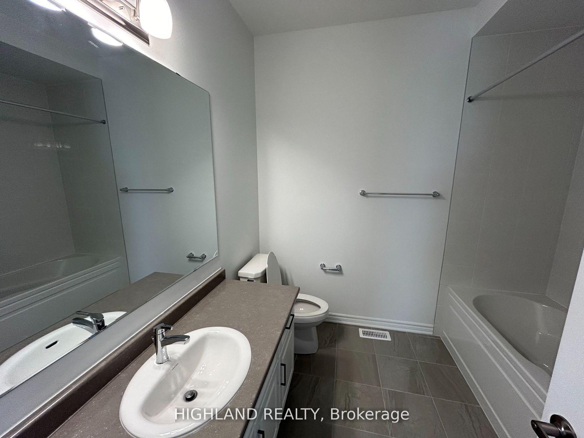 Photo 12 of 1186 Stacey Crescent, Milton, Bowes — HOMEH