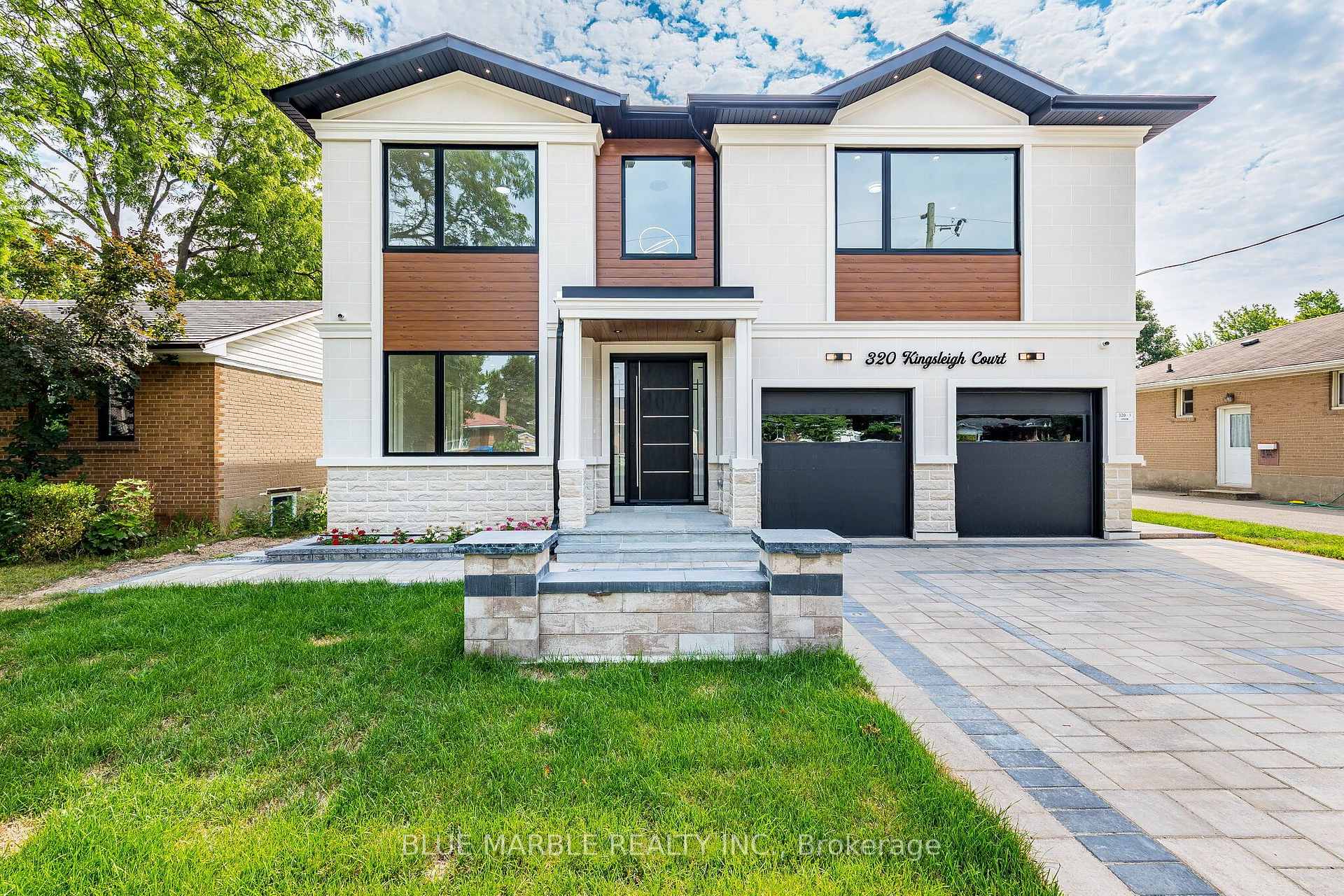 Photo of 320 Kingsleigh Court