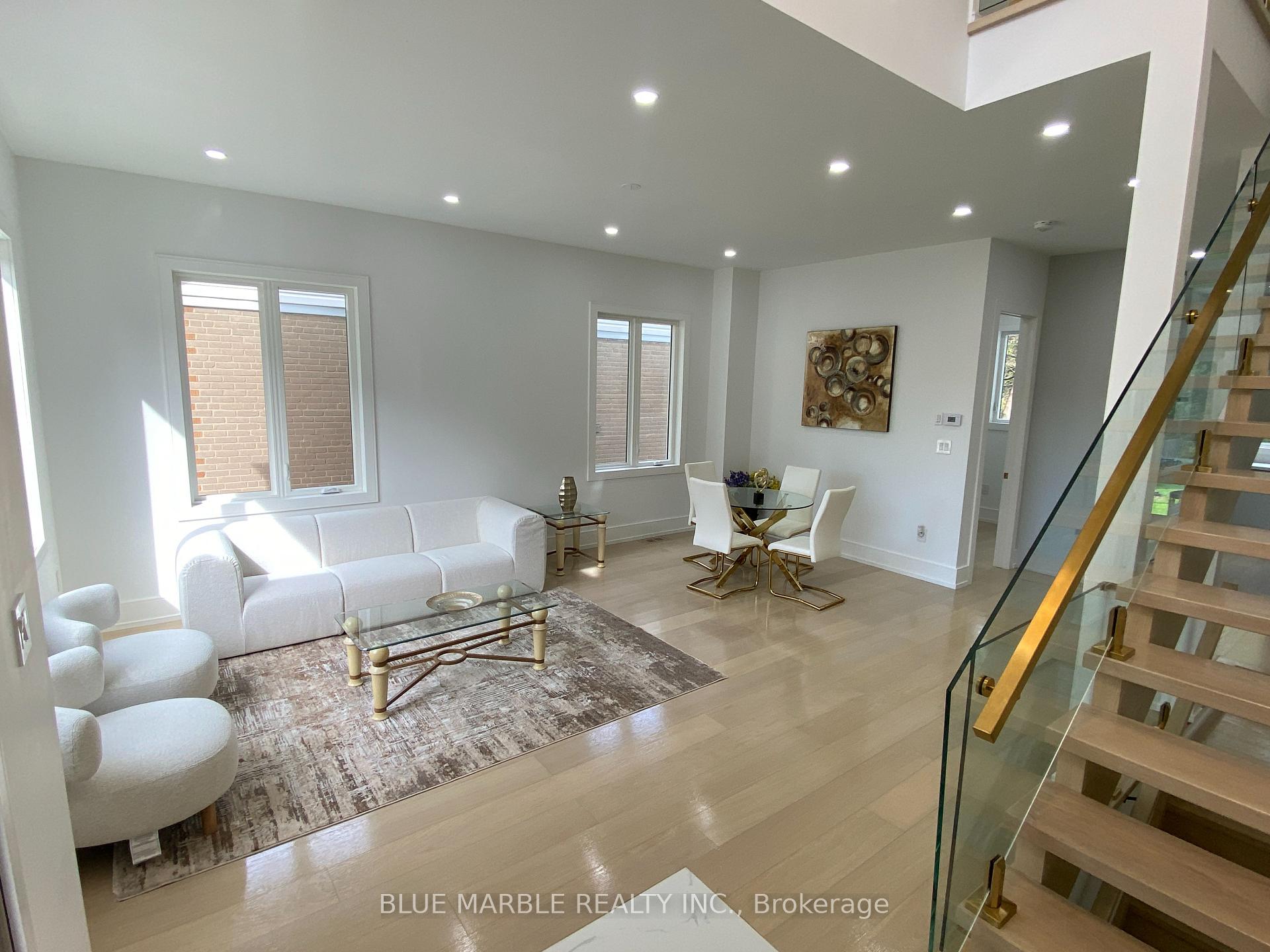 Photo 9 of 320 Kingsleigh Court, Milton, Old Milton — HOMEH