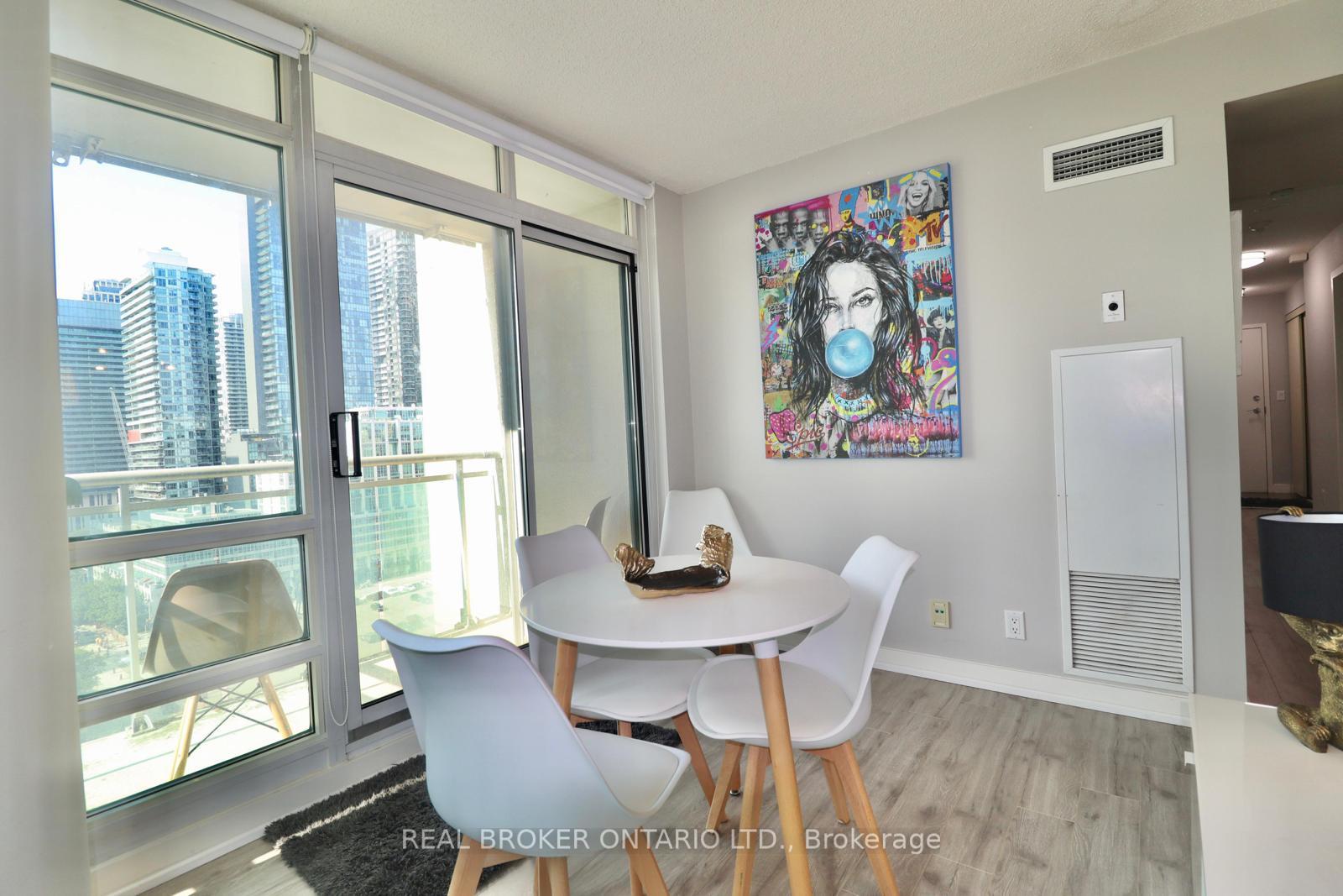 Photo 9 of Unit 1902, 381 Front Street, Toronto, Waterfront Communities — HOMEH