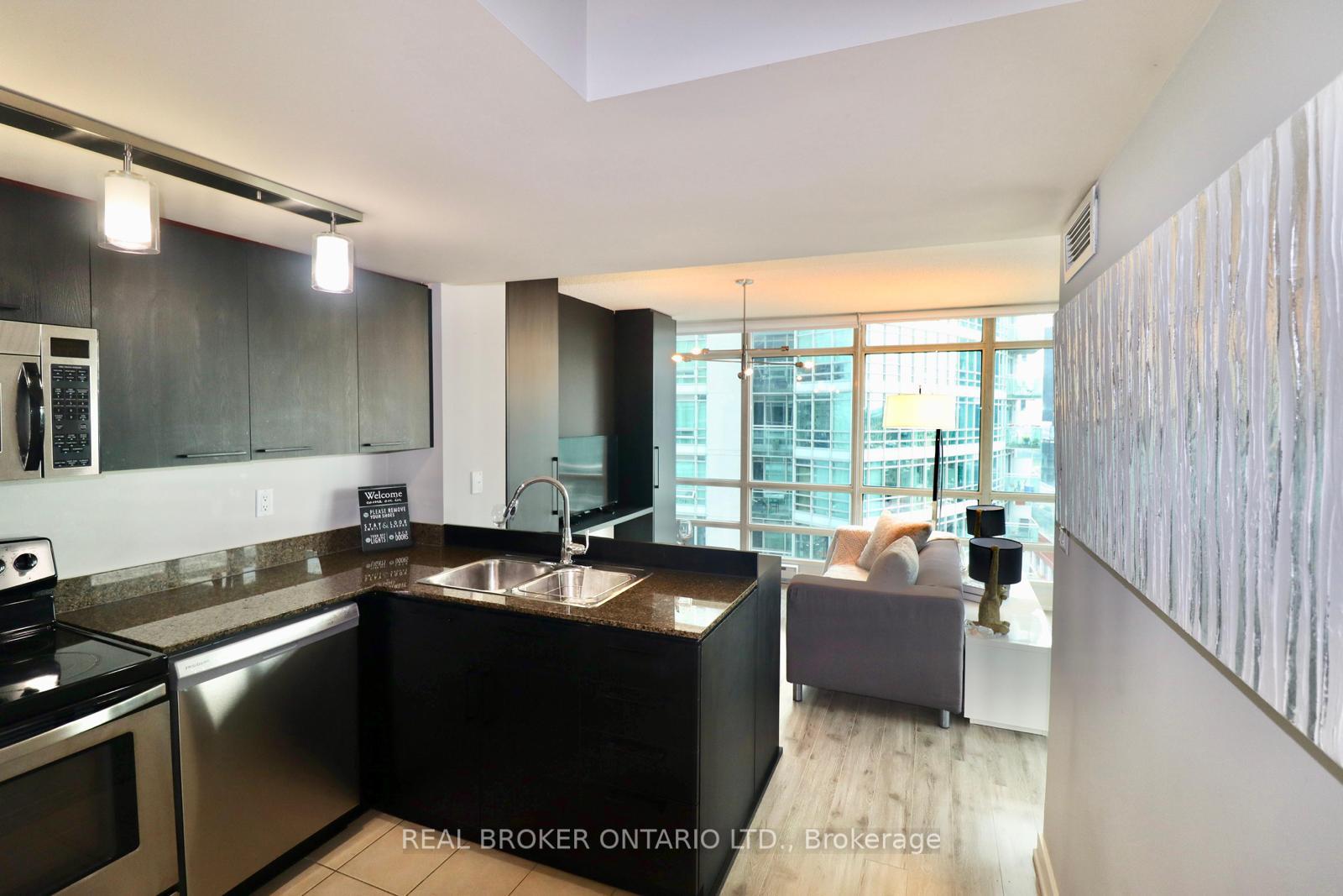 Photo 11 of Unit 1902, 381 Front Street, Toronto, Waterfront Communities — HOMEH