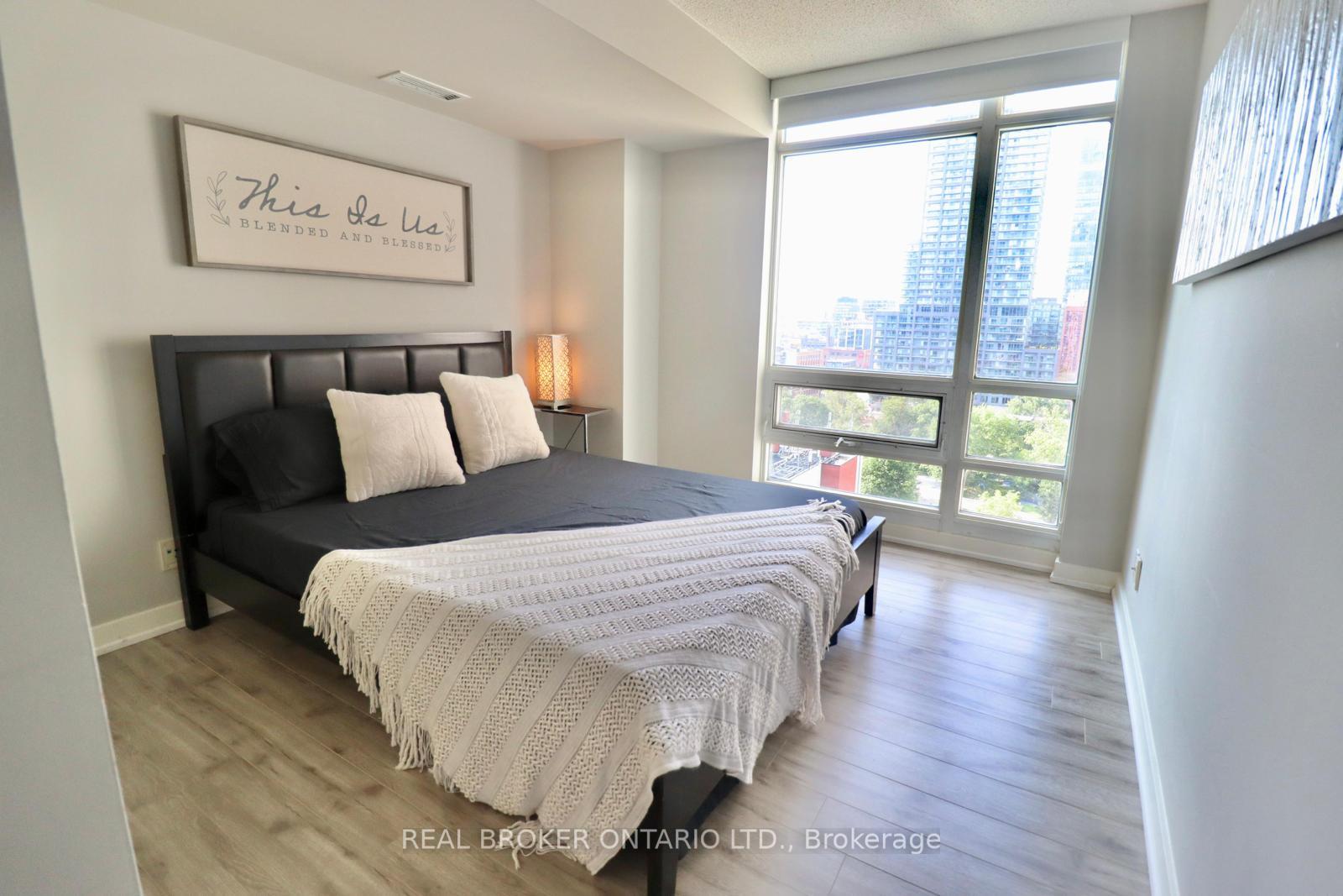 Photo 18 of Unit 1902, 381 Front Street, Toronto, Waterfront Communities — HOMEH