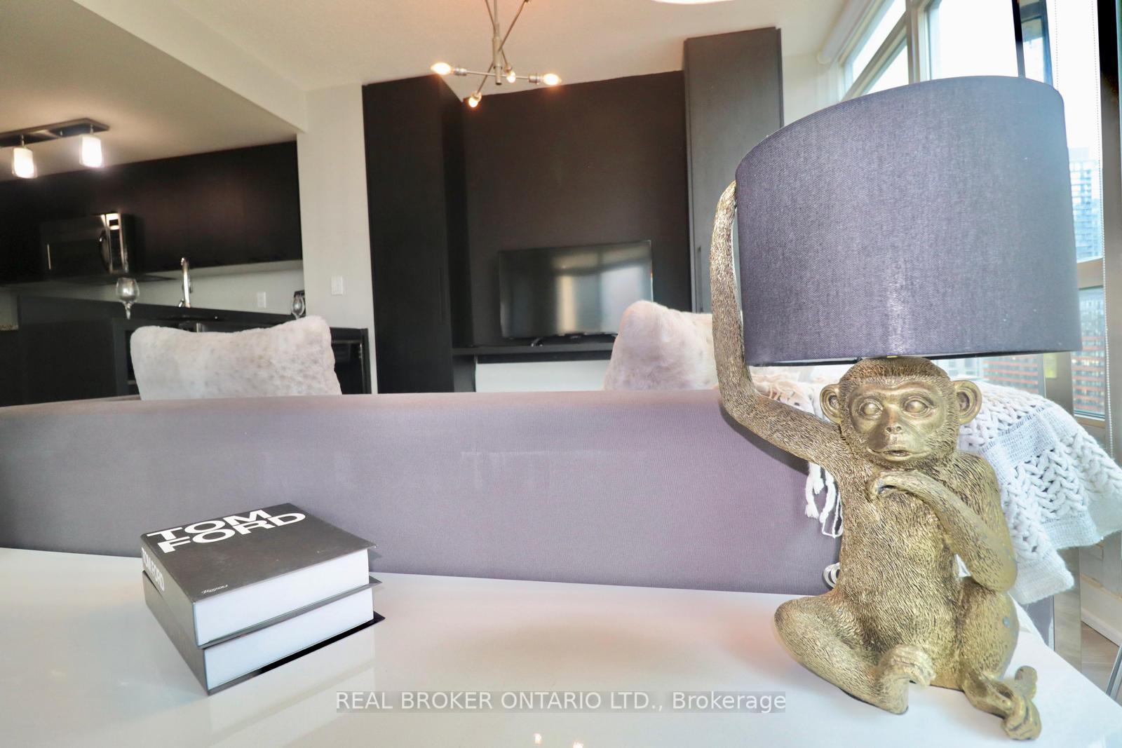 Photo 22 of Unit 1902, 381 Front Street, Toronto, Waterfront Communities — HOMEH