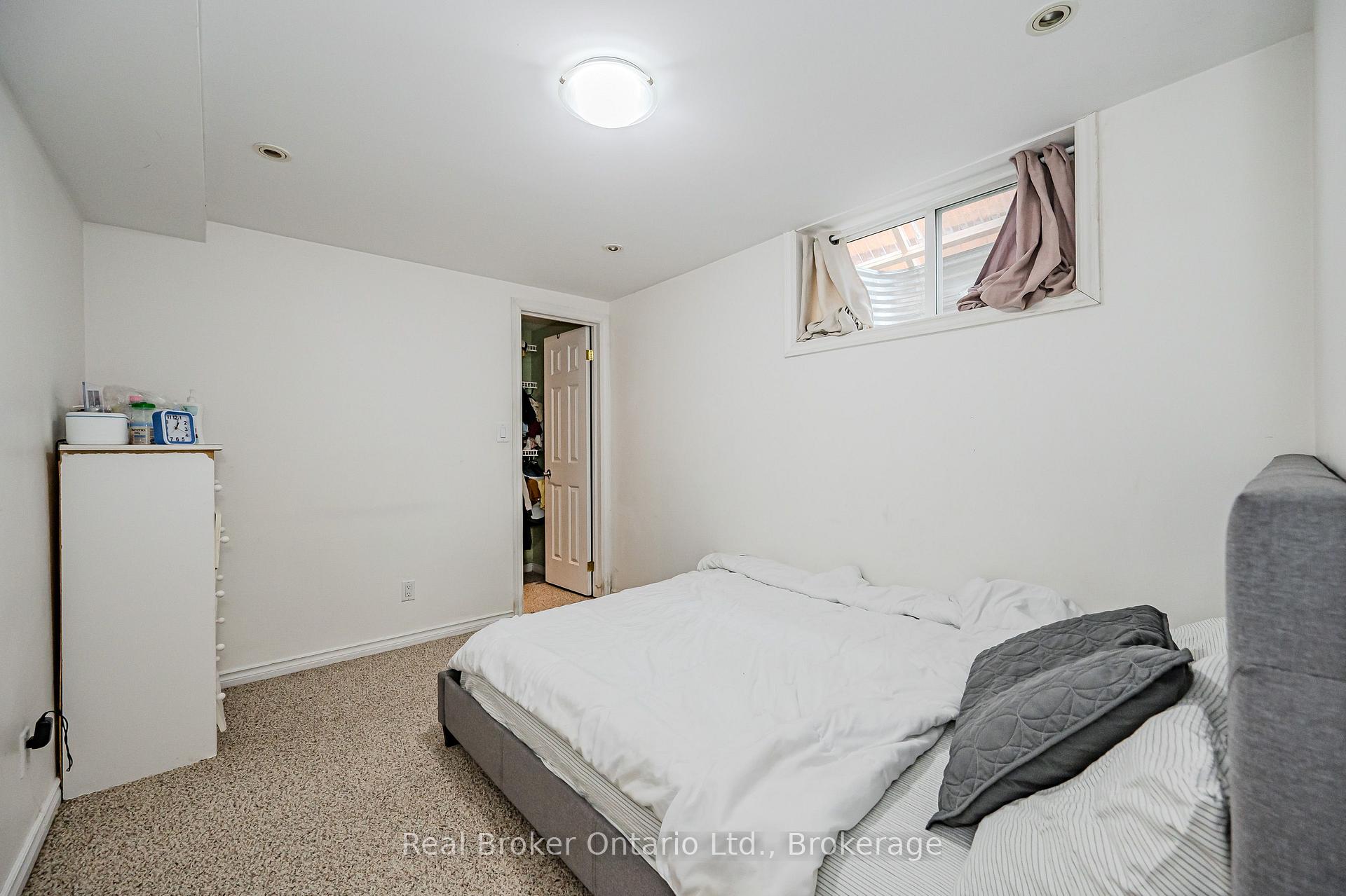 Photo 13 of Unit B, 14 Southcreek Trail, Guelph, Kortright West — HOMEH