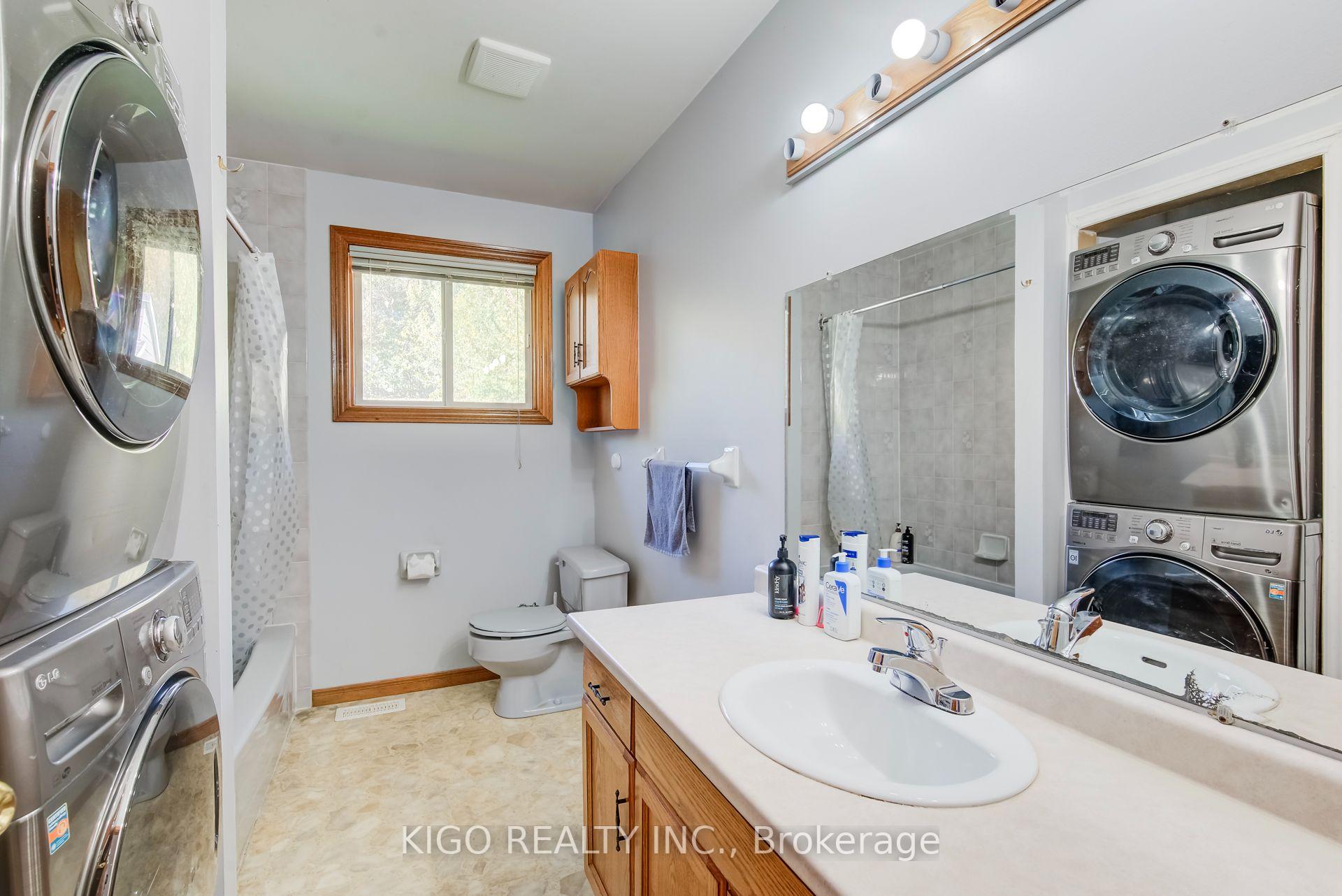 Photo 18 of 172 Taylor Avenue, Cambridge, Christopher-Champlain — HOMEH