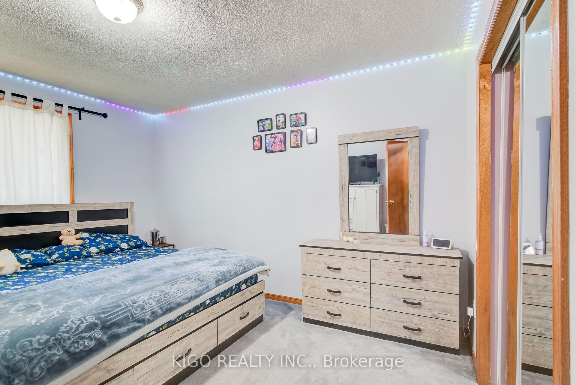 Photo 19 of 172 Taylor Avenue, Cambridge, Christopher-Champlain — HOMEH