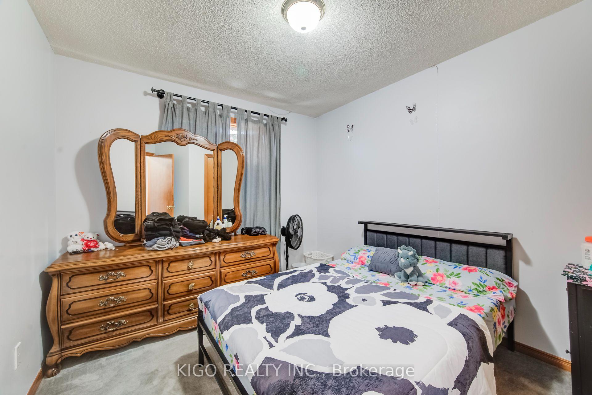 Photo 22 of 172 Taylor Avenue, Cambridge, Christopher-Champlain — HOMEH