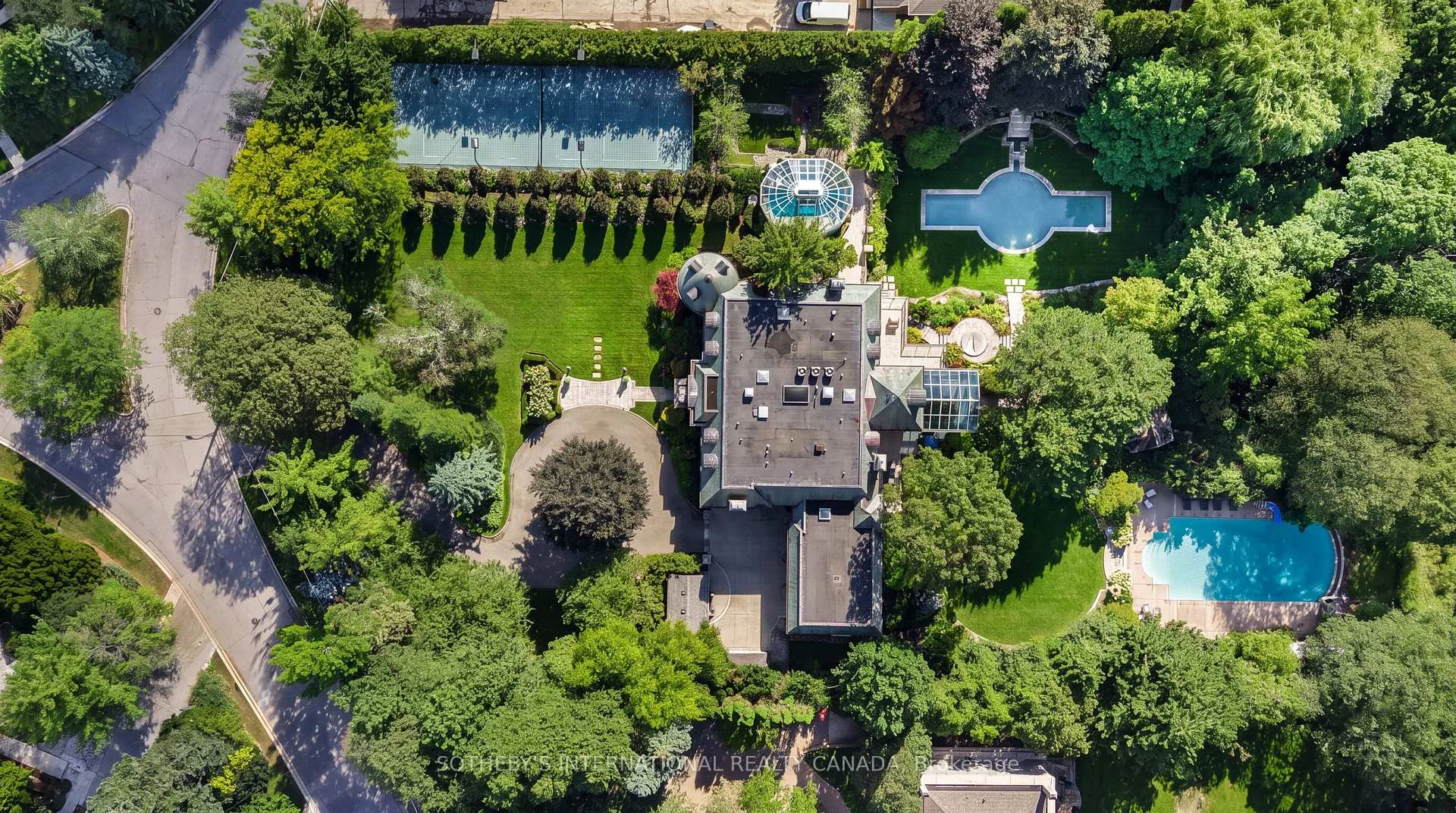 Photo 9 of 45 & 51 Bayview Ridge, North York, Bridle Path-Sunnybrook-York Mills — HOMEH
