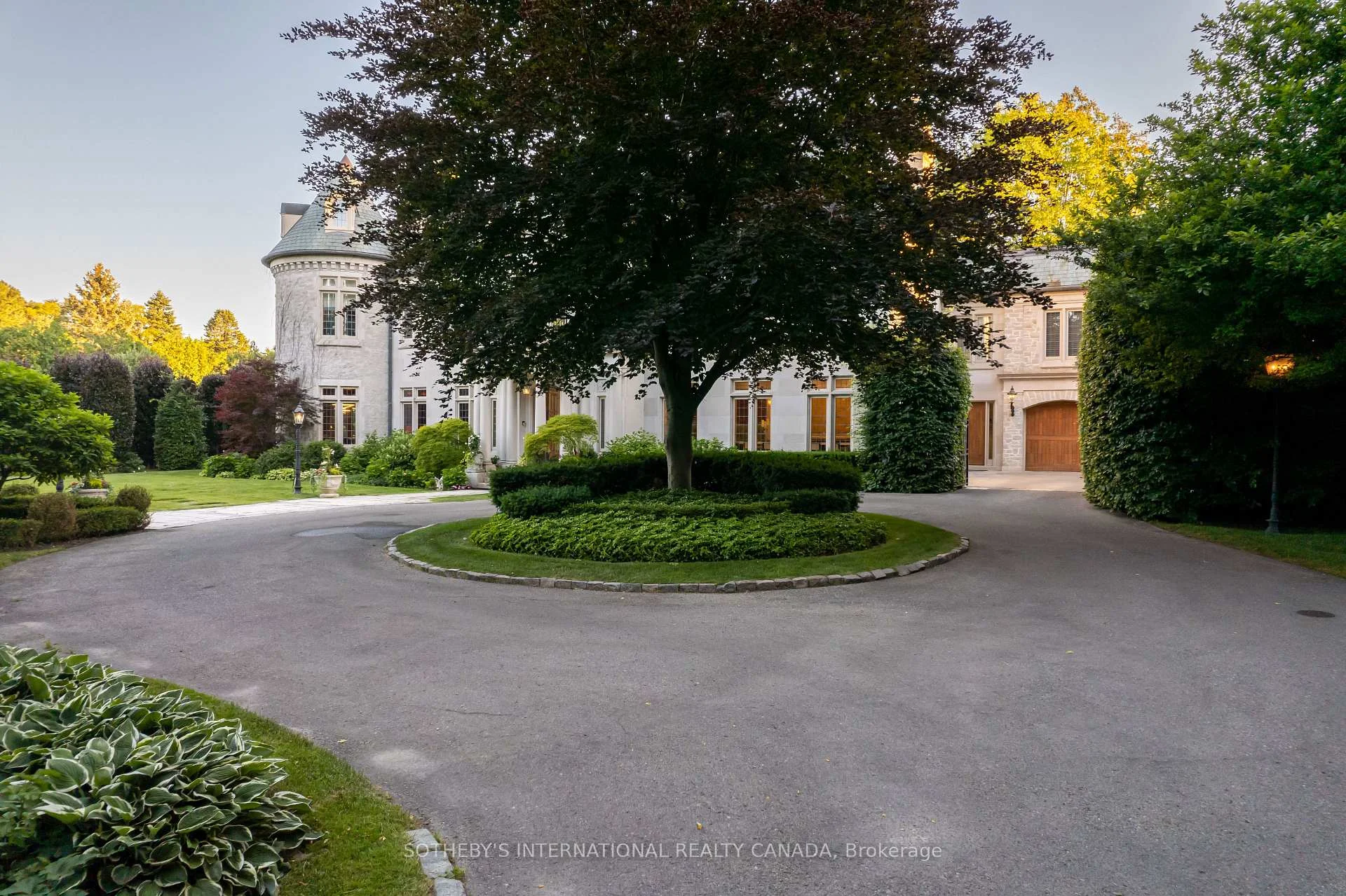 Photo 27 of 45 & 51 Bayview Ridge, North York, Bridle Path-Sunnybrook-York Mills — HOMEH
