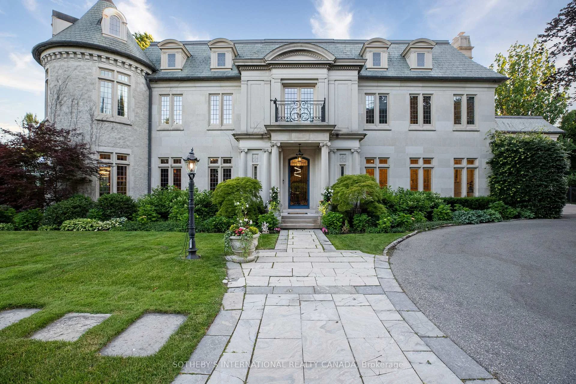 Photo 31 of 45 & 51 Bayview Ridge, North York, Bridle Path-Sunnybrook-York Mills — HOMEH