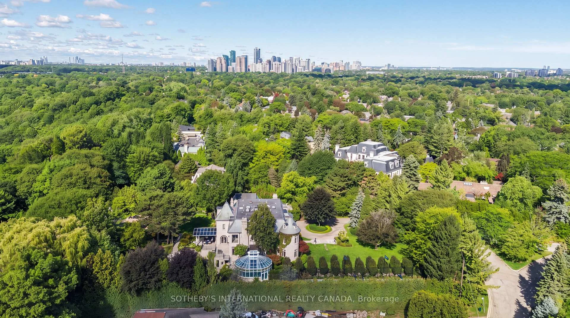 Photo 35 of 45 & 51 Bayview Ridge, North York, Bridle Path-Sunnybrook-York Mills — HOMEH