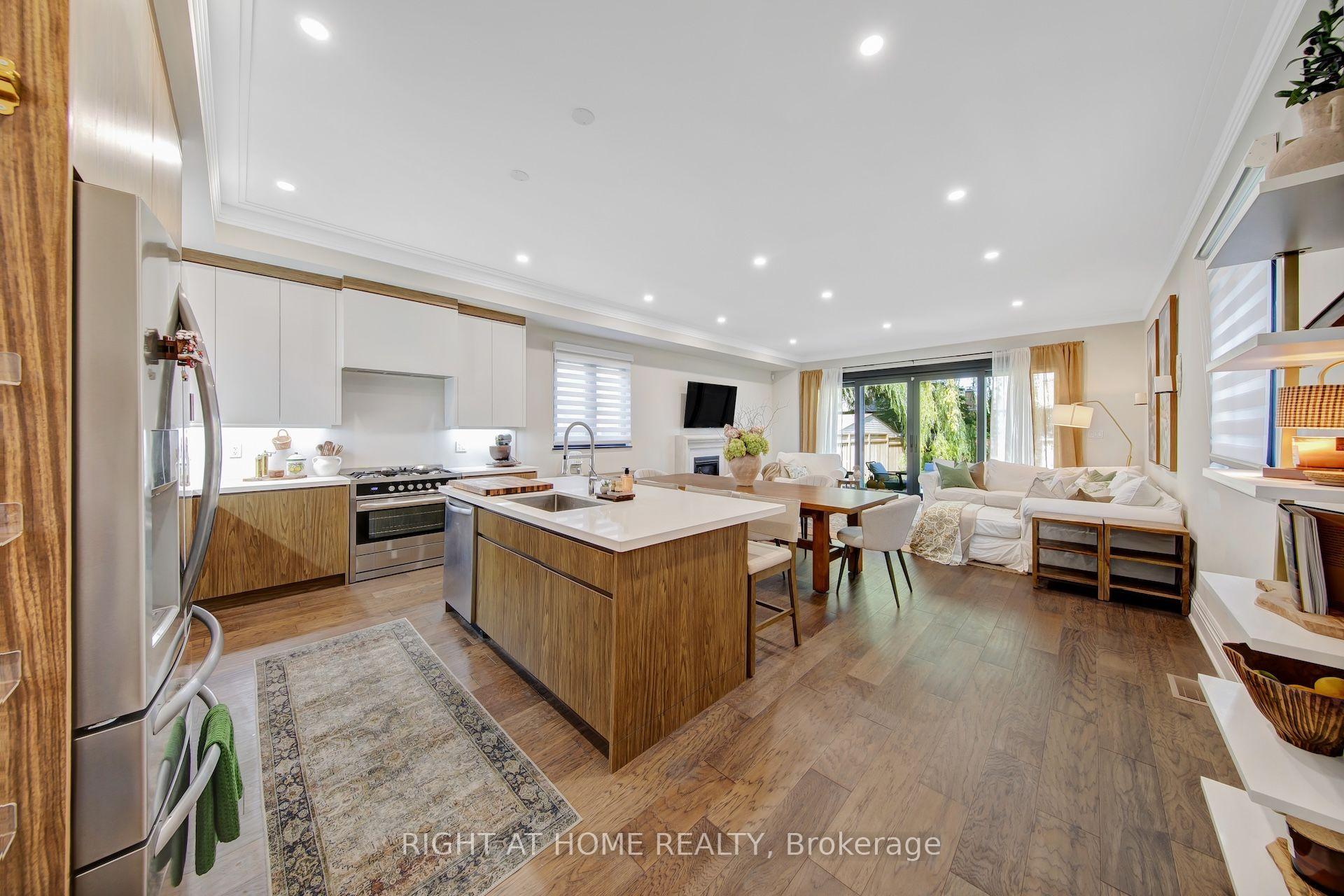 Photo 8 of 1017 Lorne Park Road, Mississauga, Lorne Park — HOMEH