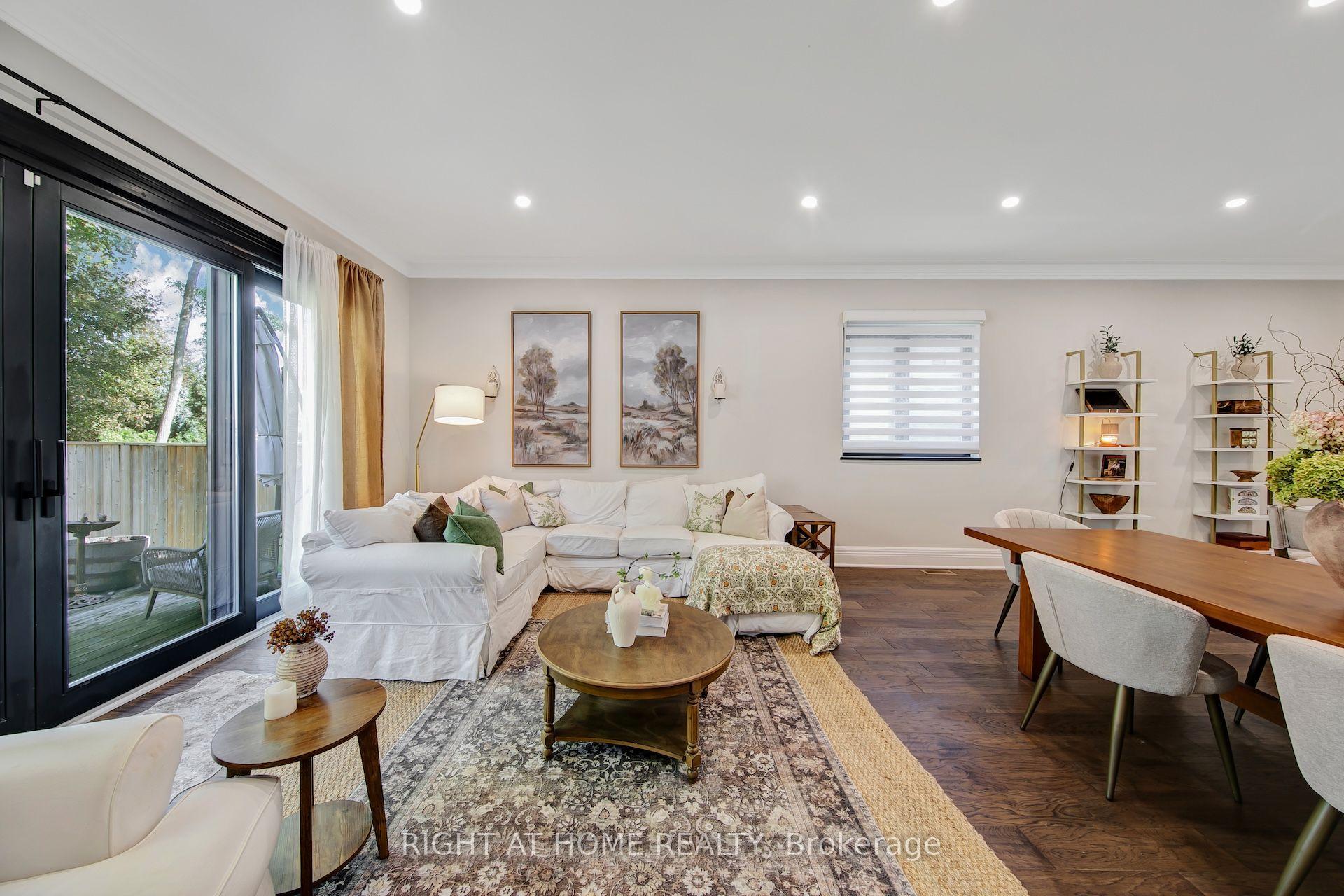 Photo 16 of 1017 Lorne Park Road, Mississauga, Lorne Park — HOMEH