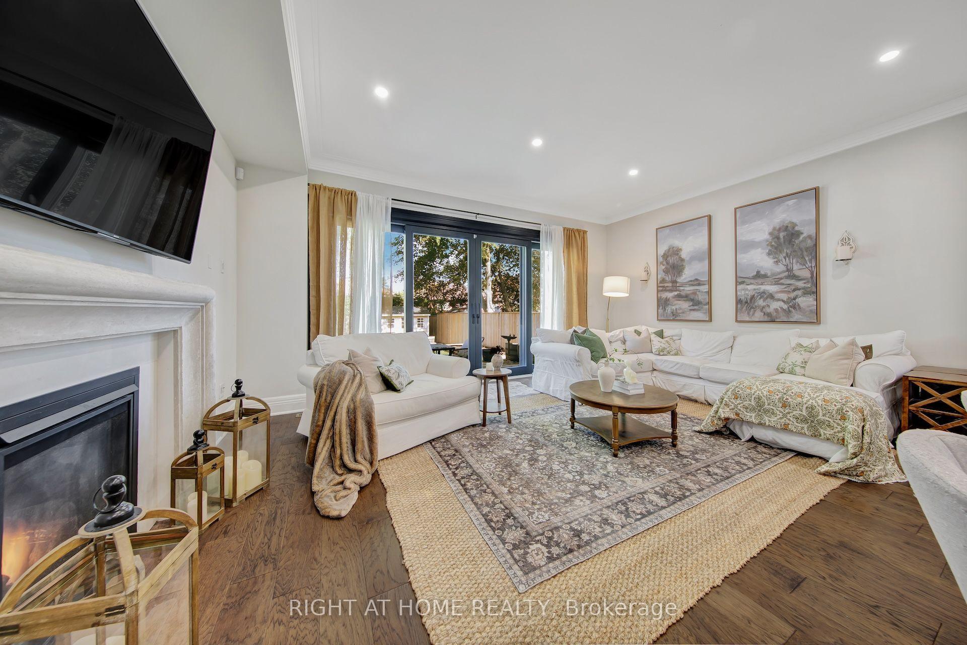 Photo 17 of 1017 Lorne Park Road, Mississauga, Lorne Park — HOMEH
