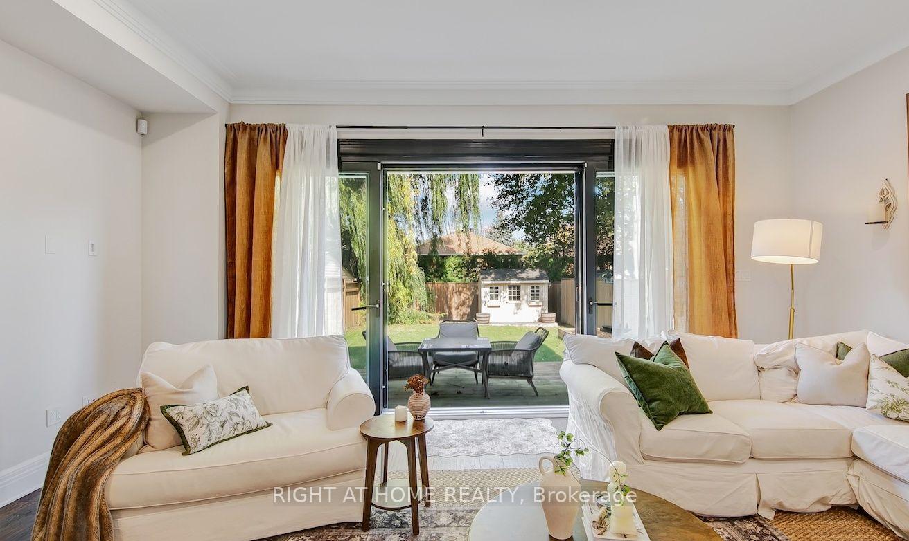 Photo 19 of 1017 Lorne Park Road, Mississauga, Lorne Park — HOMEH