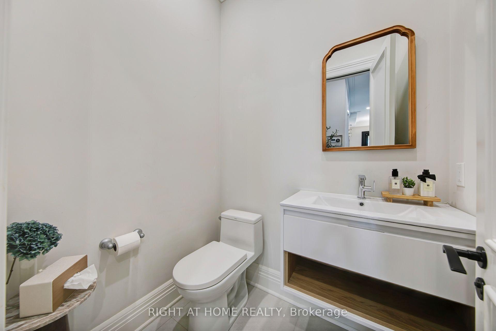 Photo 20 of 1017 Lorne Park Road, Mississauga, Lorne Park — HOMEH