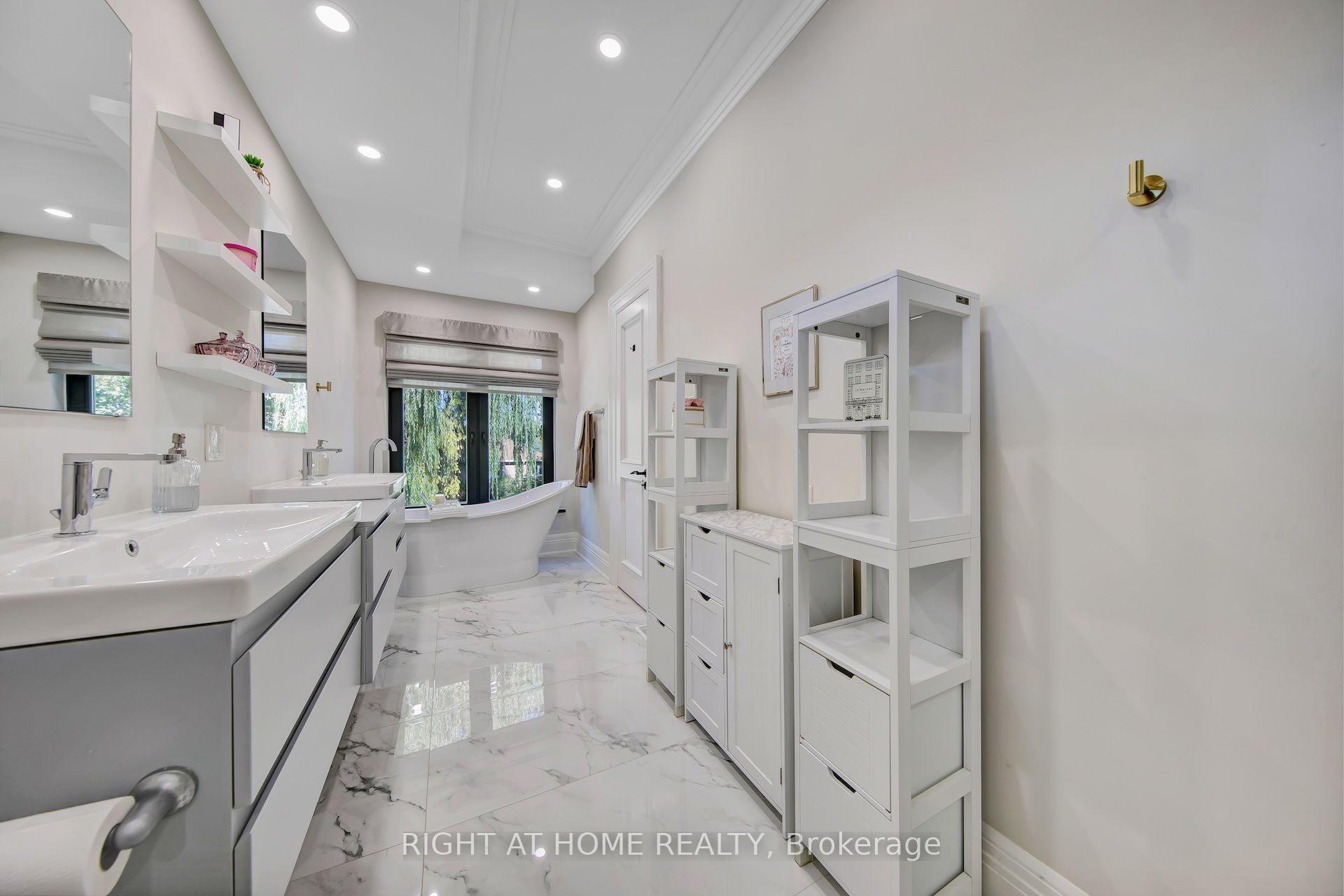 Photo 28 of 1017 Lorne Park Road, Mississauga, Lorne Park — HOMEH