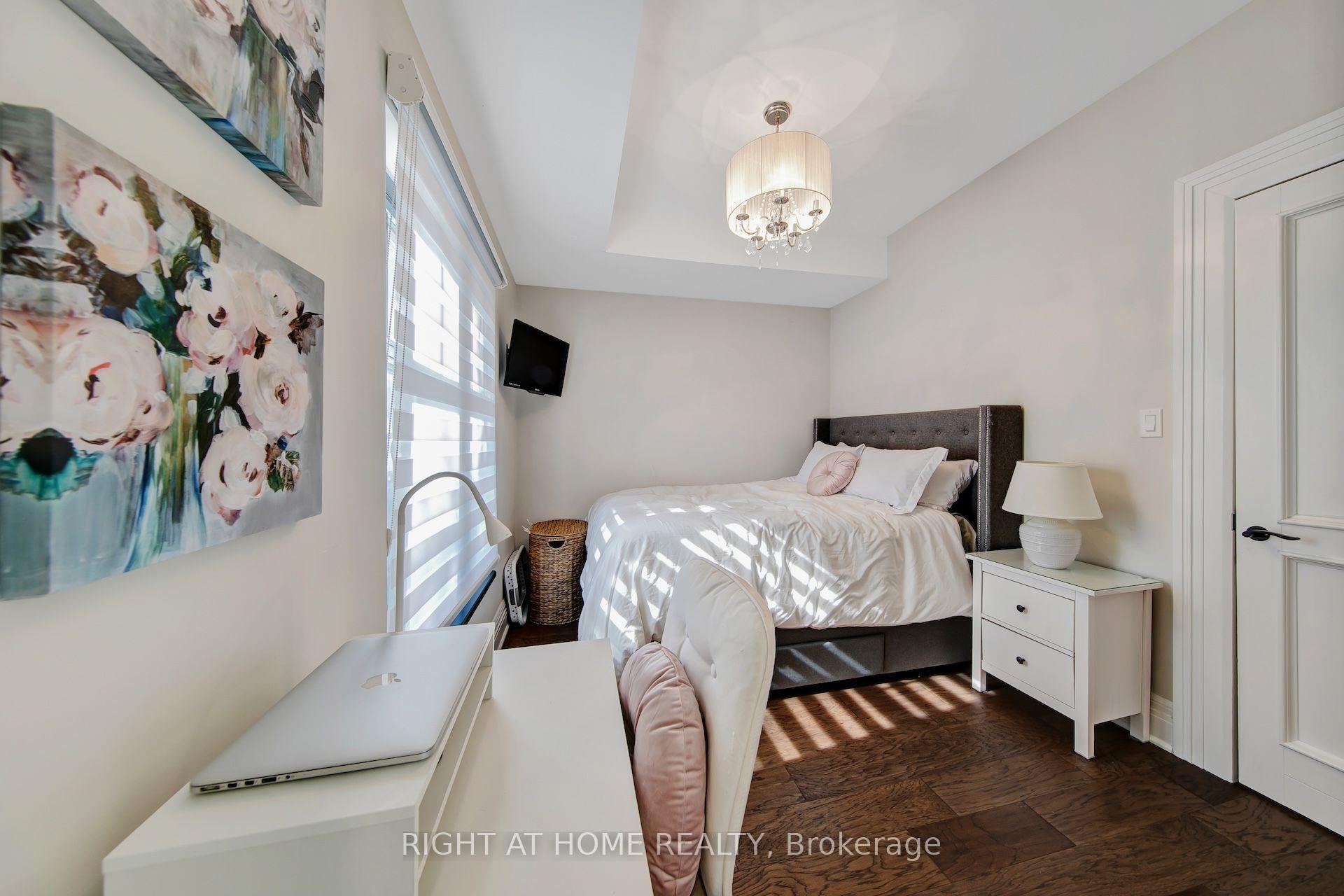 Photo 31 of 1017 Lorne Park Road, Mississauga, Lorne Park — HOMEH