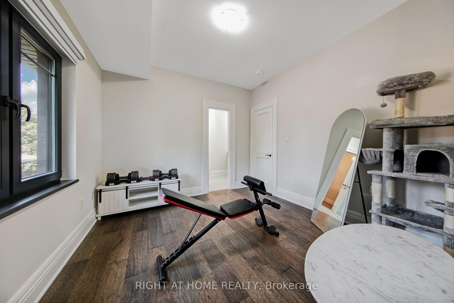 Photo 35 of 1017 Lorne Park Road, Mississauga, Lorne Park — HOMEH
