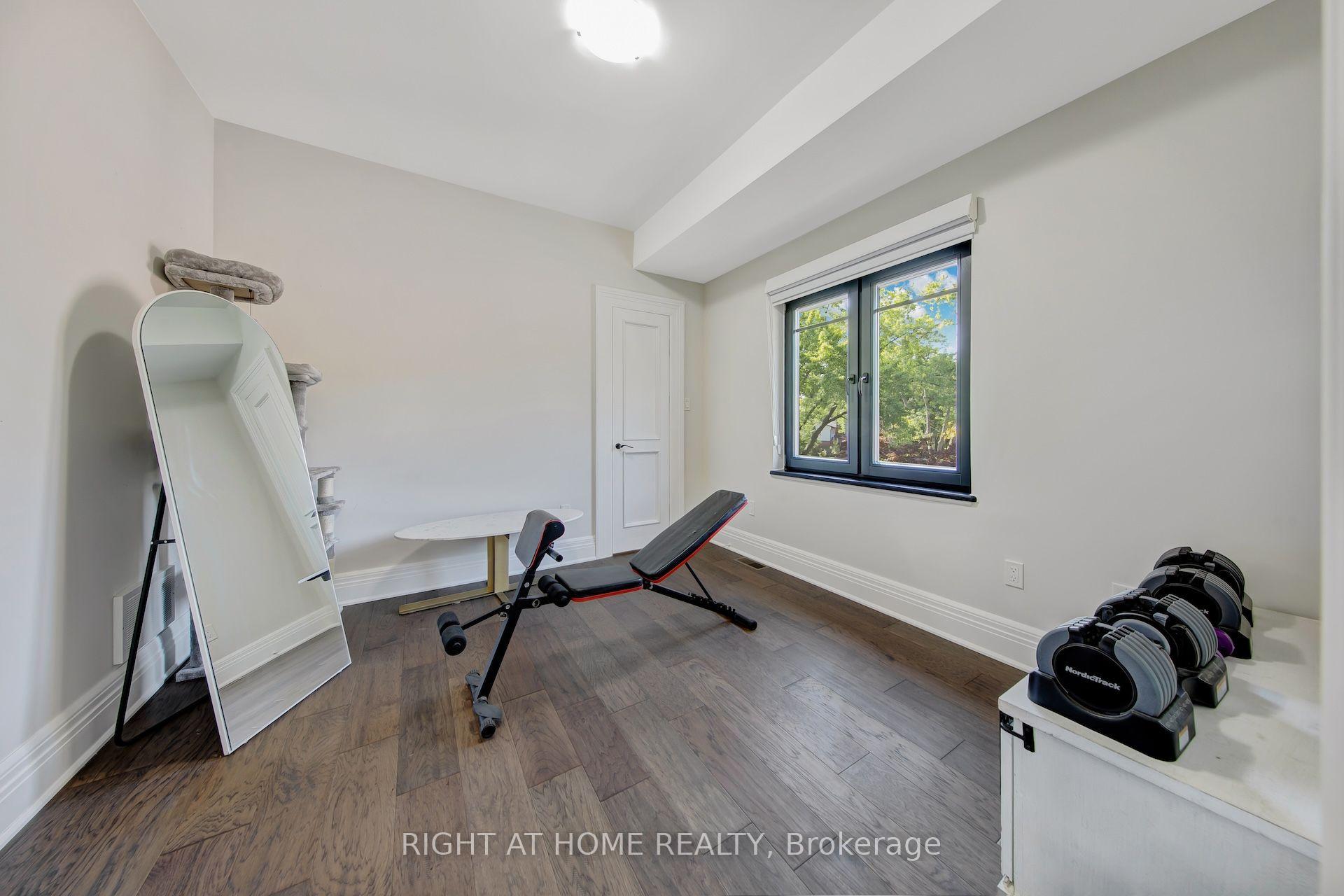 Photo 36 of 1017 Lorne Park Road, Mississauga, Lorne Park — HOMEH