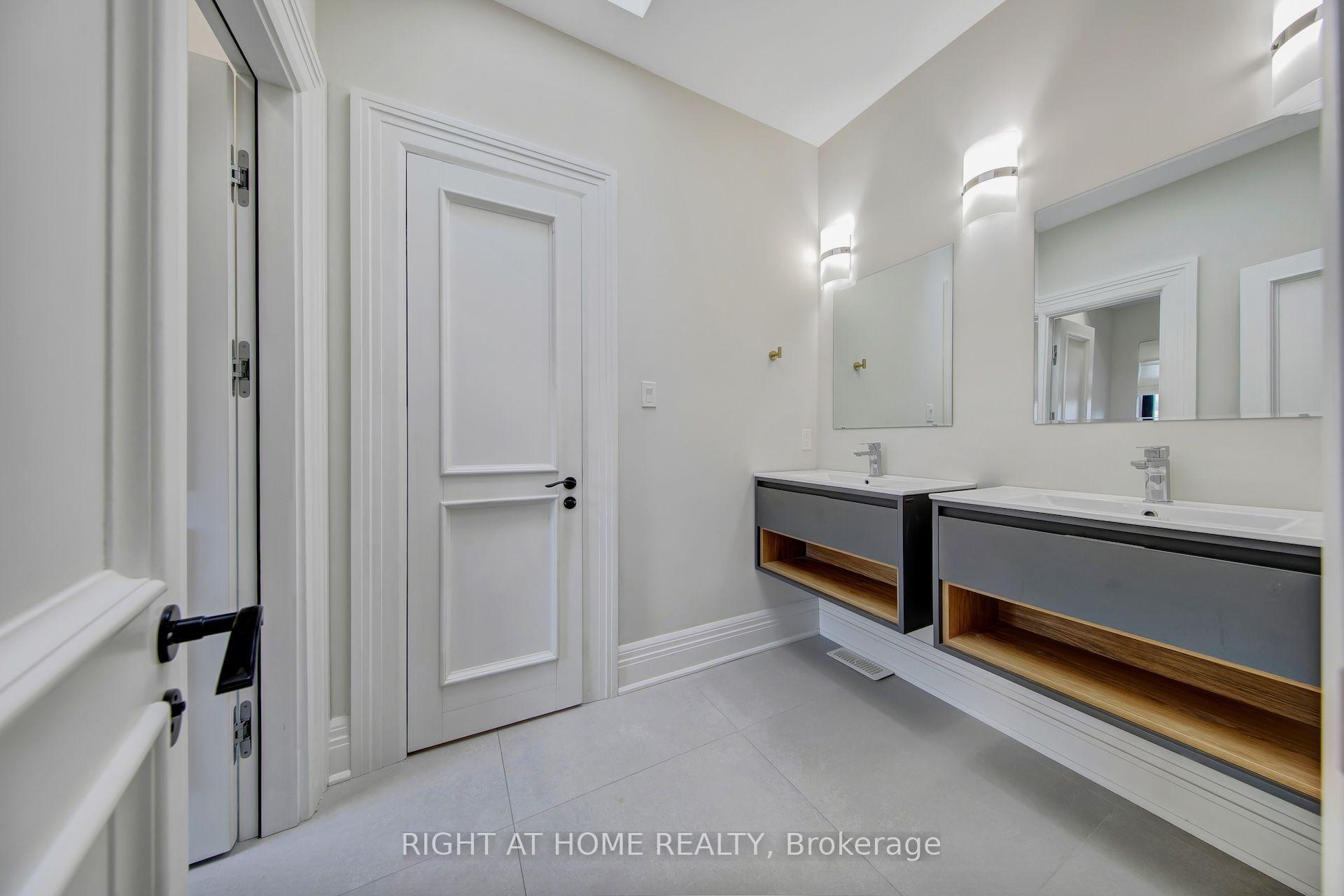 Photo 37 of 1017 Lorne Park Road, Mississauga, Lorne Park — HOMEH
