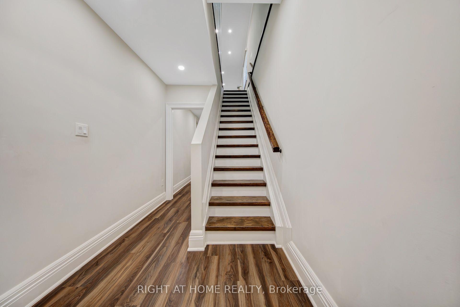 Photo 41 of 1017 Lorne Park Road, Mississauga, Lorne Park — HOMEH