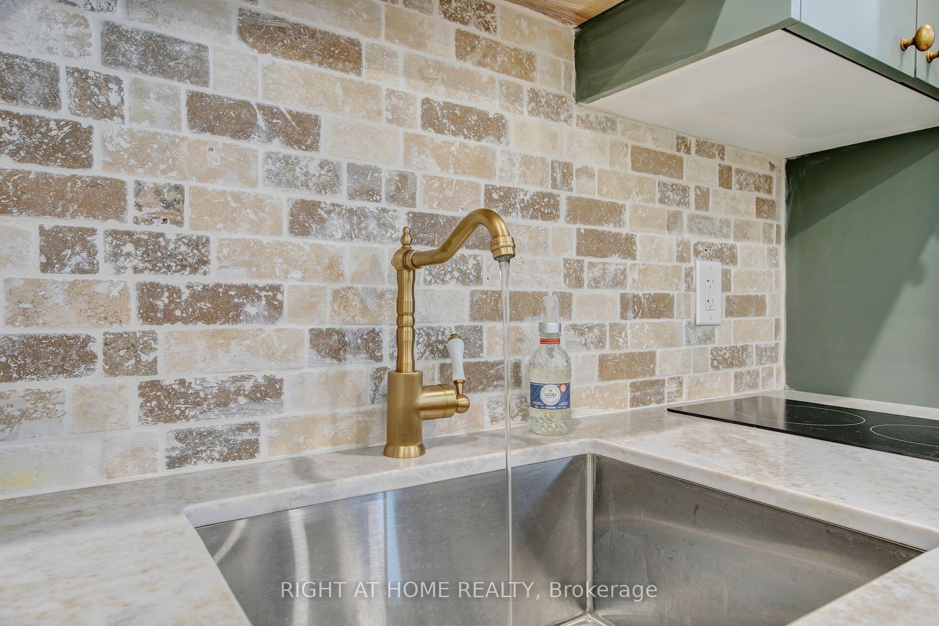 Photo 46 of 1017 Lorne Park Road, Mississauga, Lorne Park — HOMEH