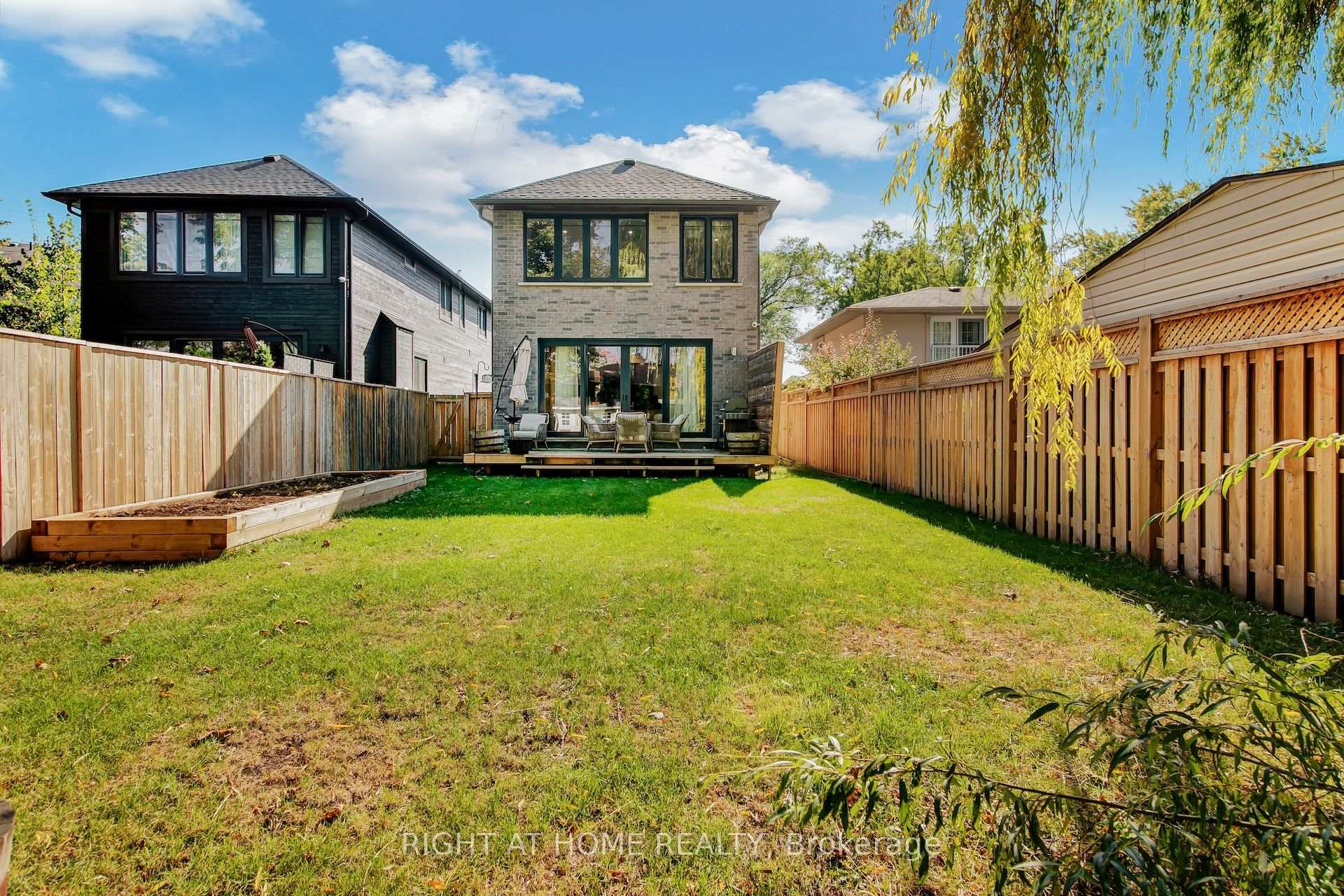 Photo 58 of 1017 Lorne Park Road, Mississauga, Lorne Park — HOMEH