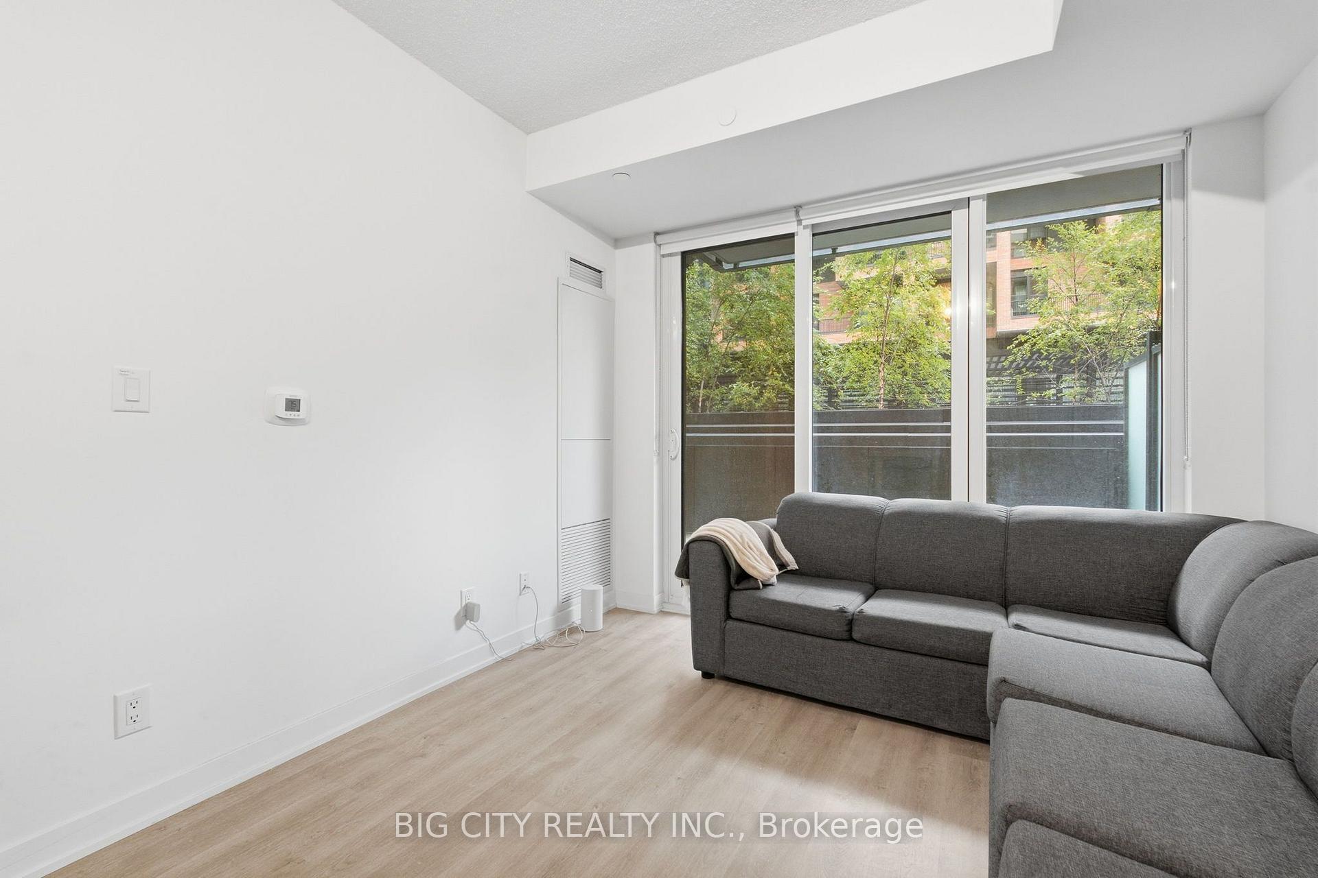 Photo 12 of Unit 506, 8119 Birchmount Road, Markham, Unionville — HOMEH