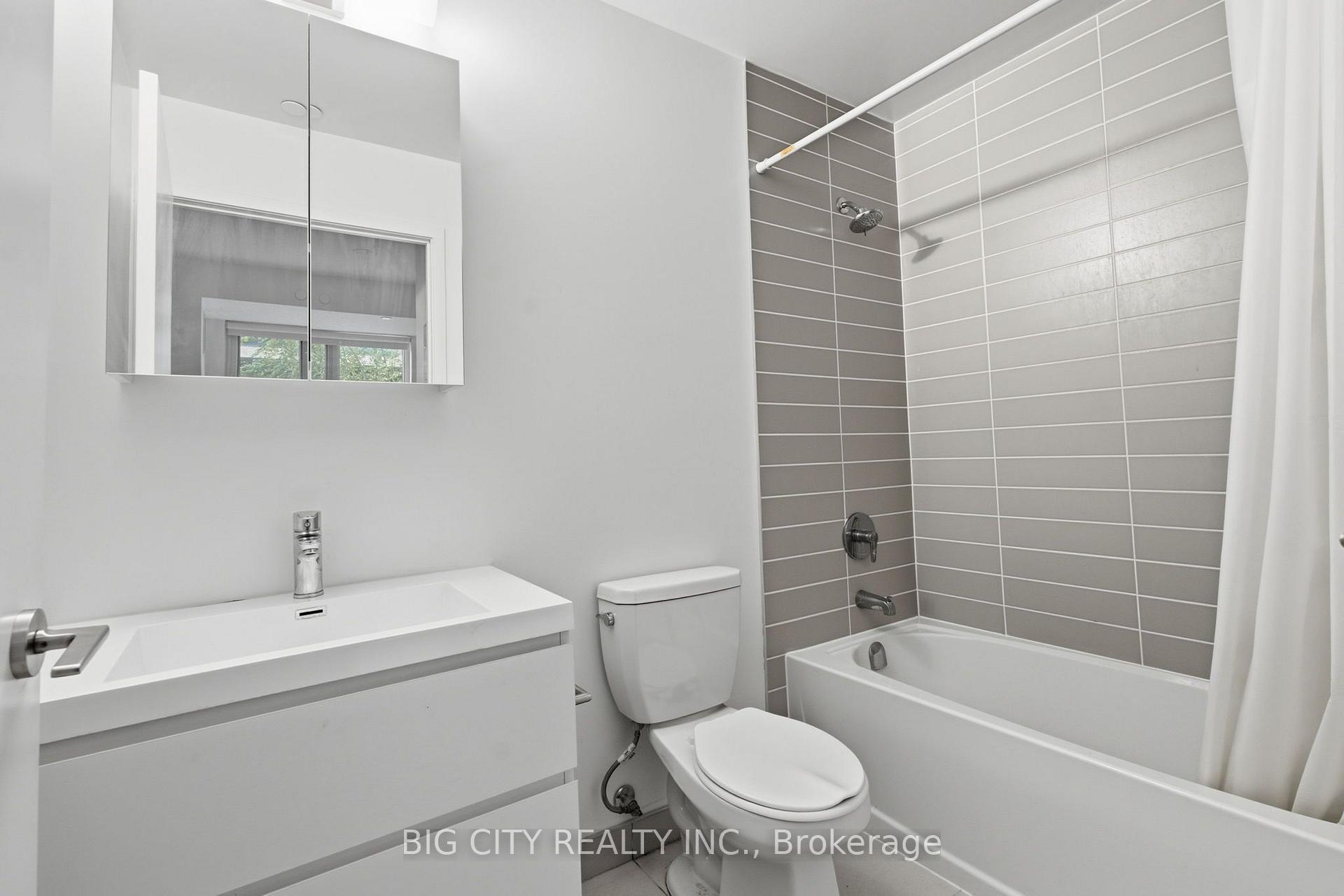 Photo 16 of Unit 506, 8119 Birchmount Road, Markham, Unionville — HOMEH