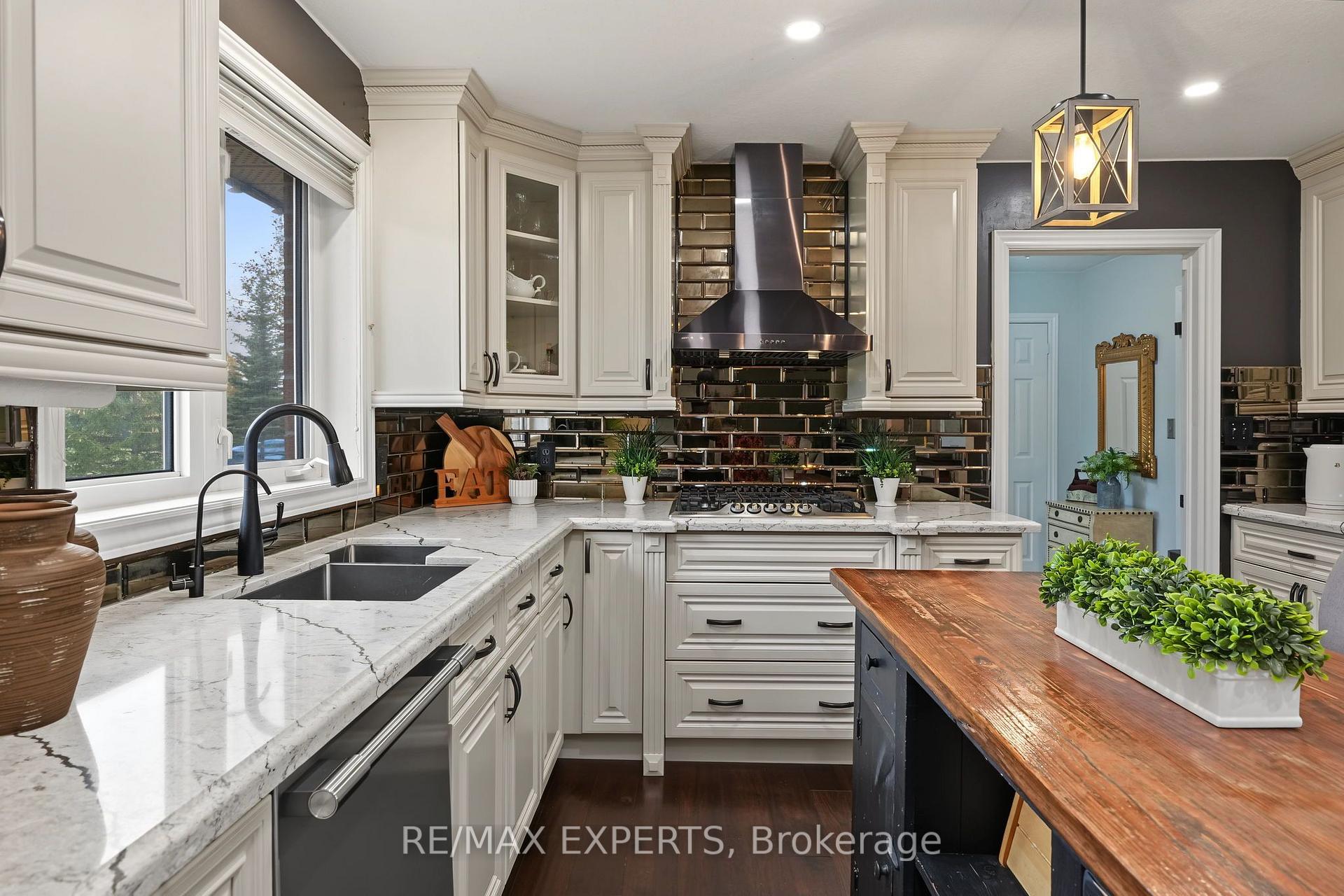 Photo 12 of 10 Limosano Street, Scugog, Rural Scugog — HOMEH