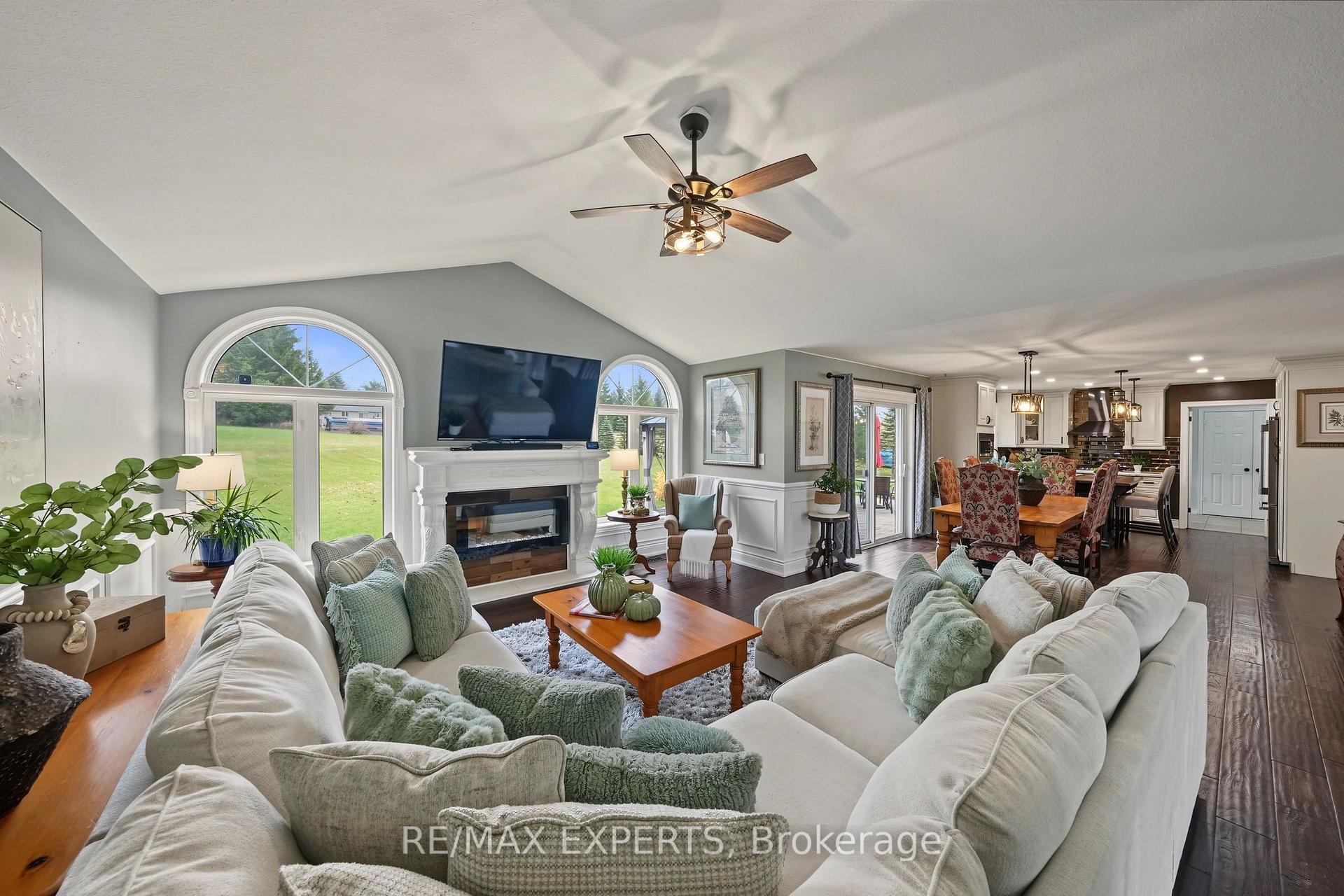 Photo 17 of 10 Limosano Street, Scugog, Rural Scugog — HOMEH