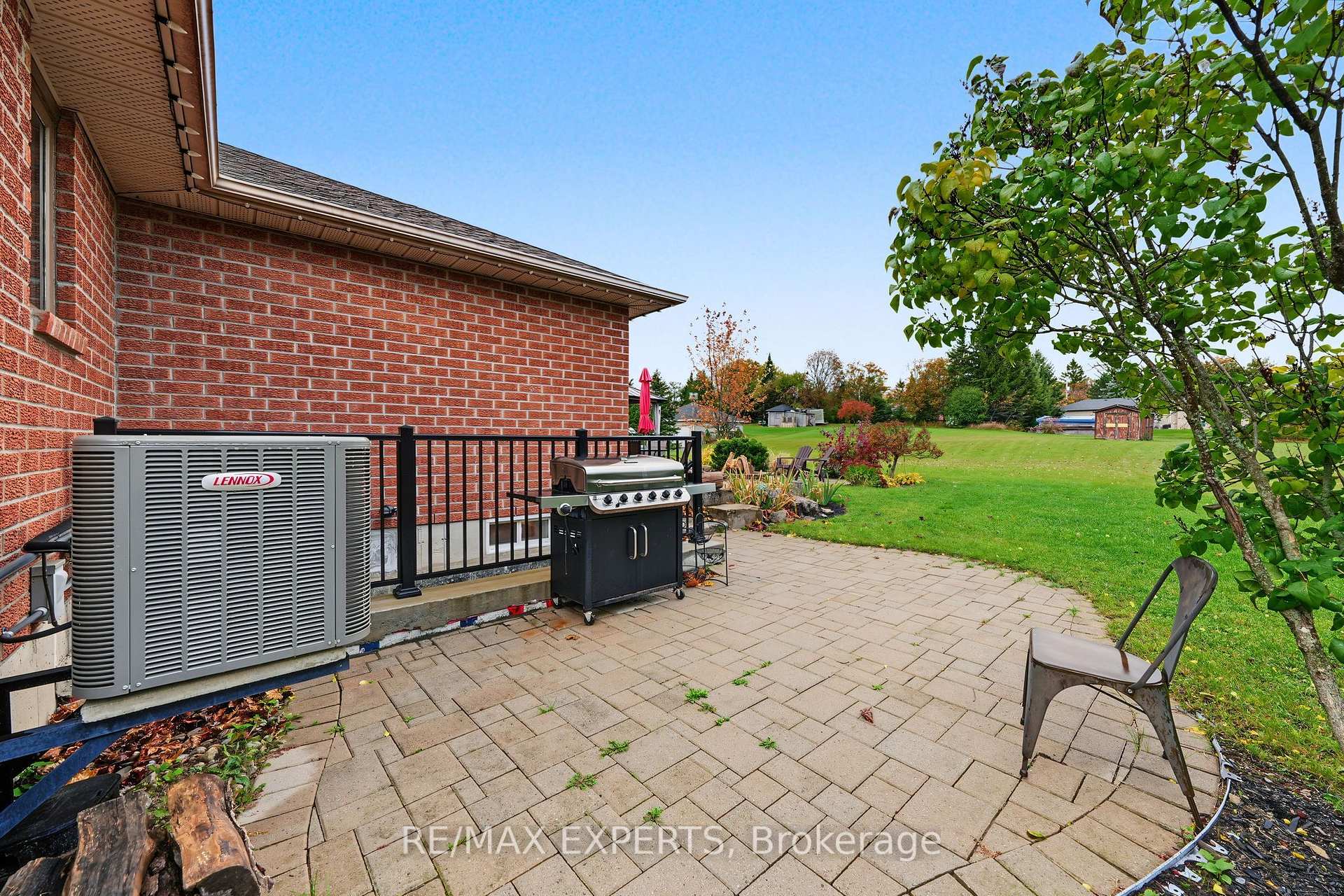 Photo 40 of 10 Limosano Street, Scugog, Rural Scugog — HOMEH
