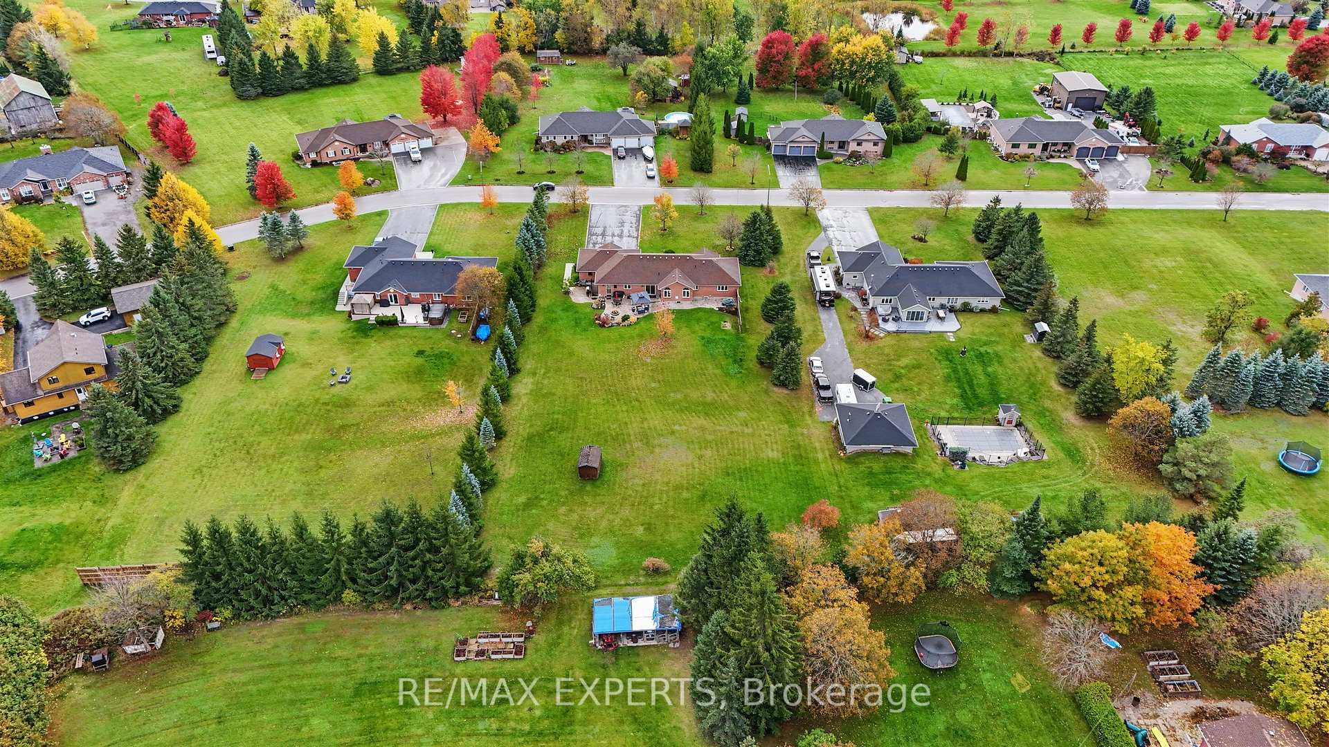 Photo 47 of 10 Limosano Street, Scugog, Rural Scugog — HOMEH