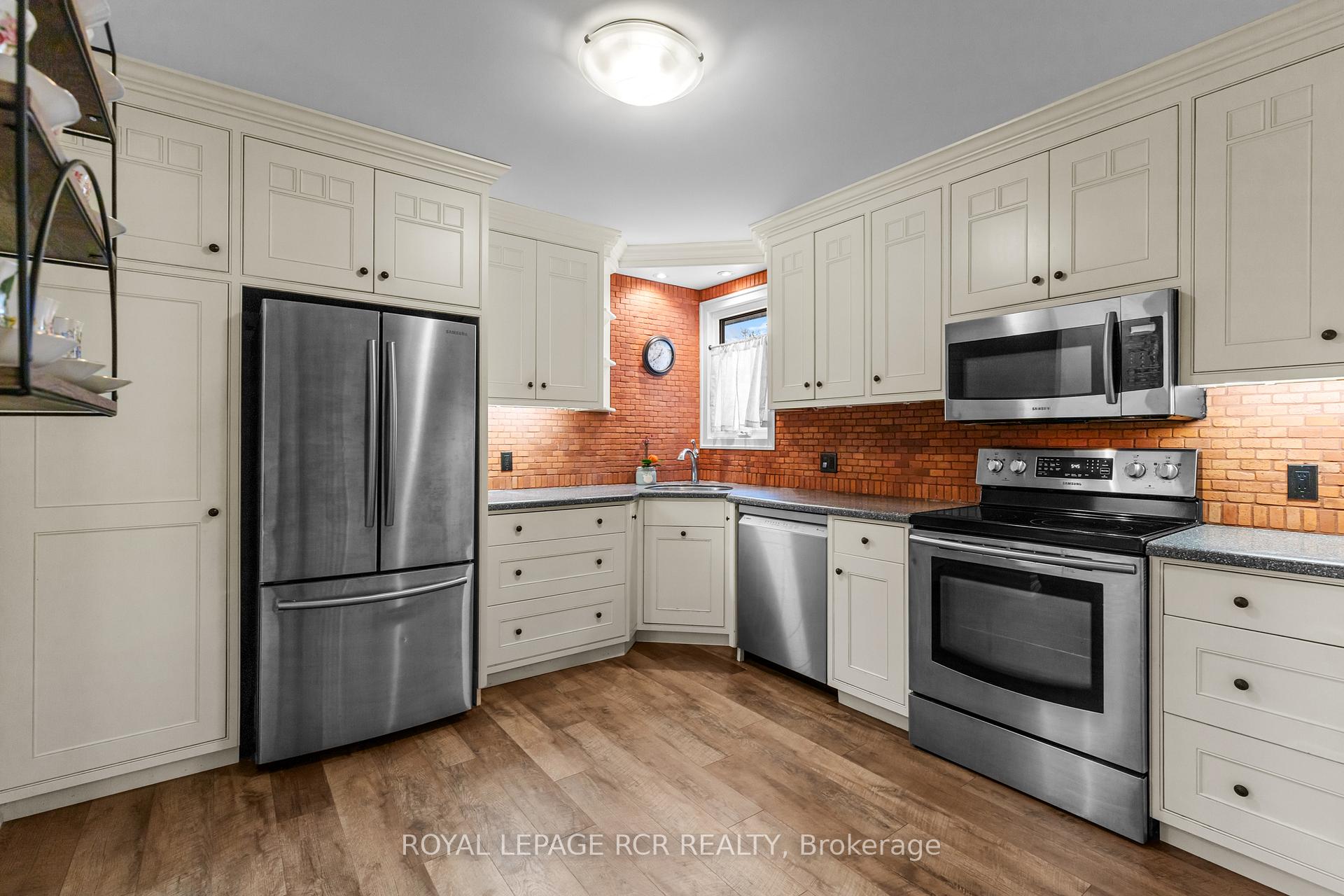 Photo 6 of 56 Wilson Crescent, Centre Wellington, Elora/Salem — HOMEH