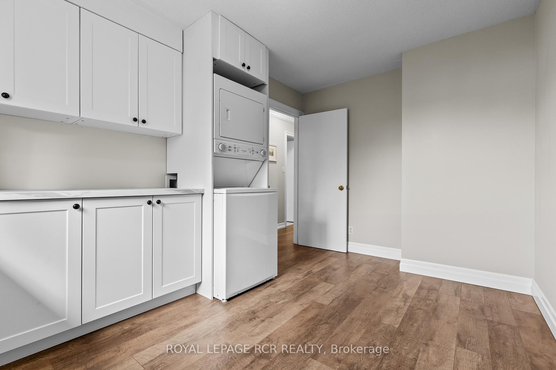 Photo 20 of 56 Wilson Crescent, Centre Wellington, Elora/Salem — HOMEH