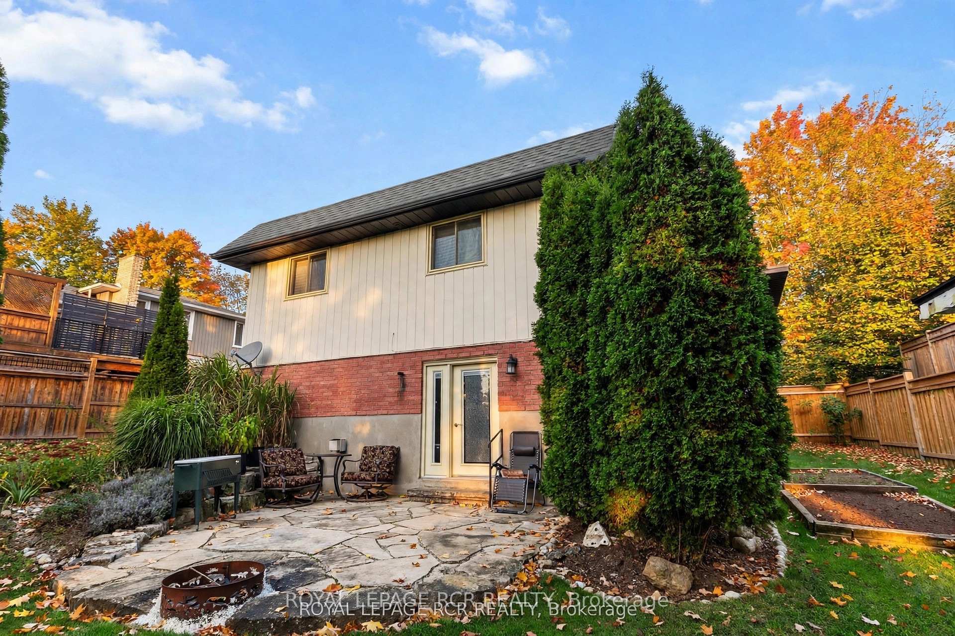 Photo 31 of 56 Wilson Crescent, Centre Wellington, Elora/Salem — HOMEH