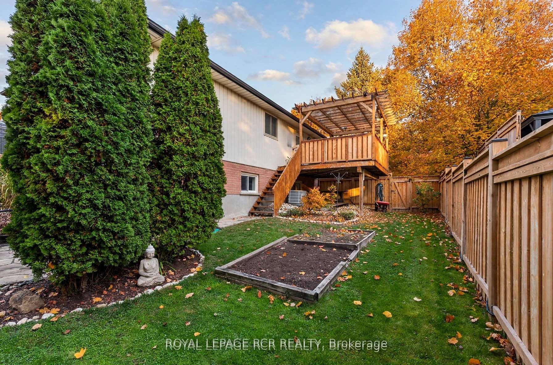 Photo 34 of 56 Wilson Crescent, Centre Wellington, Elora/Salem — HOMEH