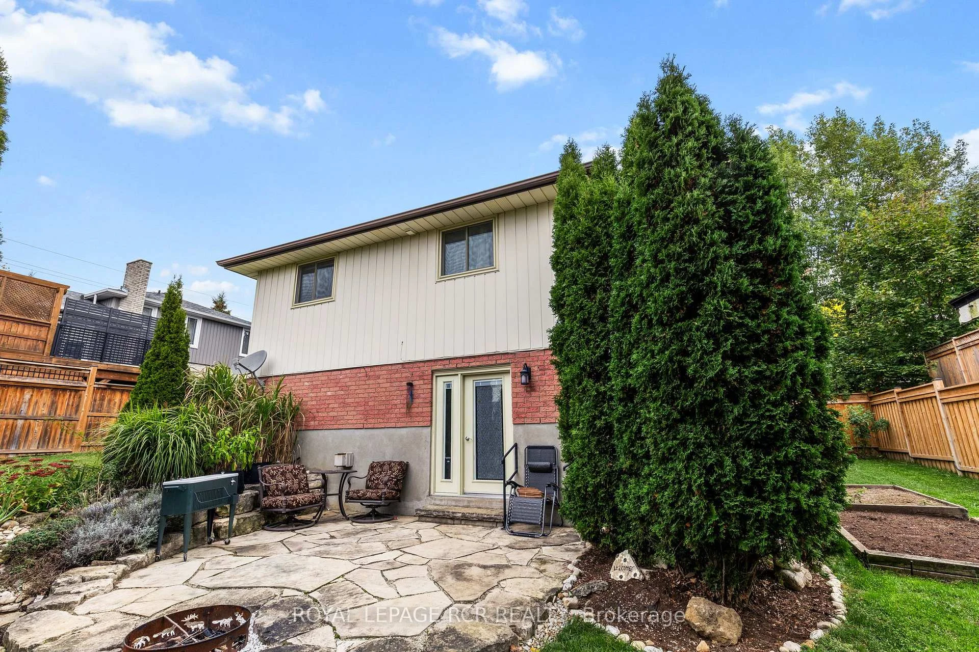 Photo 33 of 56 Wilson Crescent, Centre Wellington, Elora/Salem — HOMEH