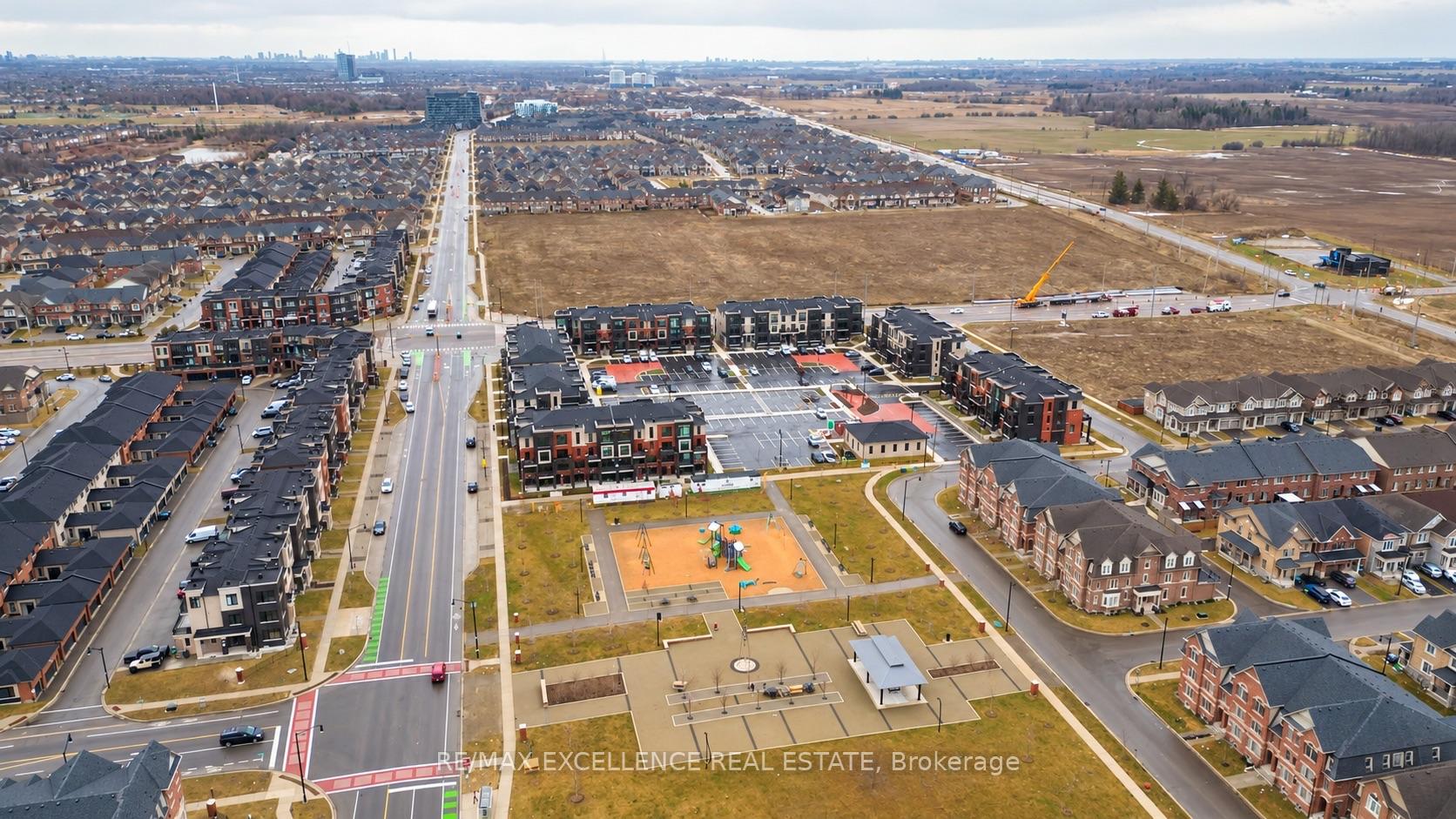 Photo 5 of Unit 10, 55 Romilly Avenue, Brampton, Northwest Brampton — HOMEH
