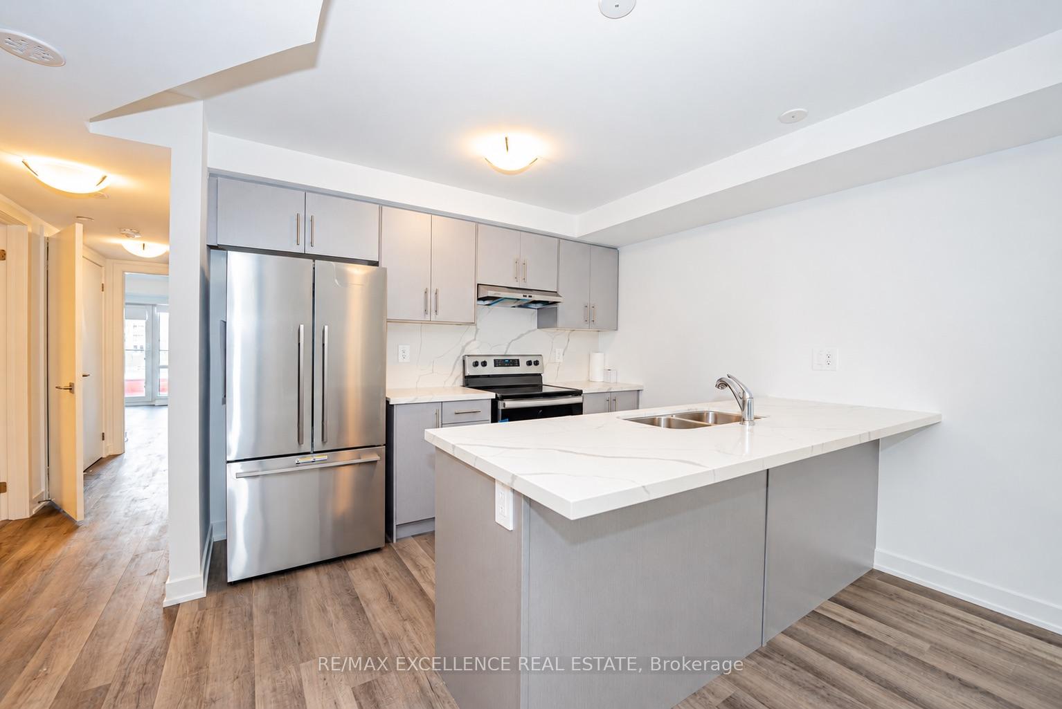 Photo 8 of Unit 10, 55 Romilly Avenue, Brampton, Northwest Brampton — HOMEH