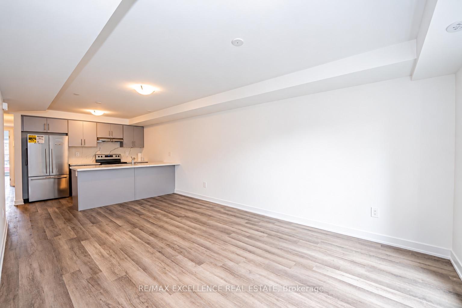 Photo 7 of Unit 10, 55 Romilly Avenue, Brampton, Northwest Brampton — HOMEH
