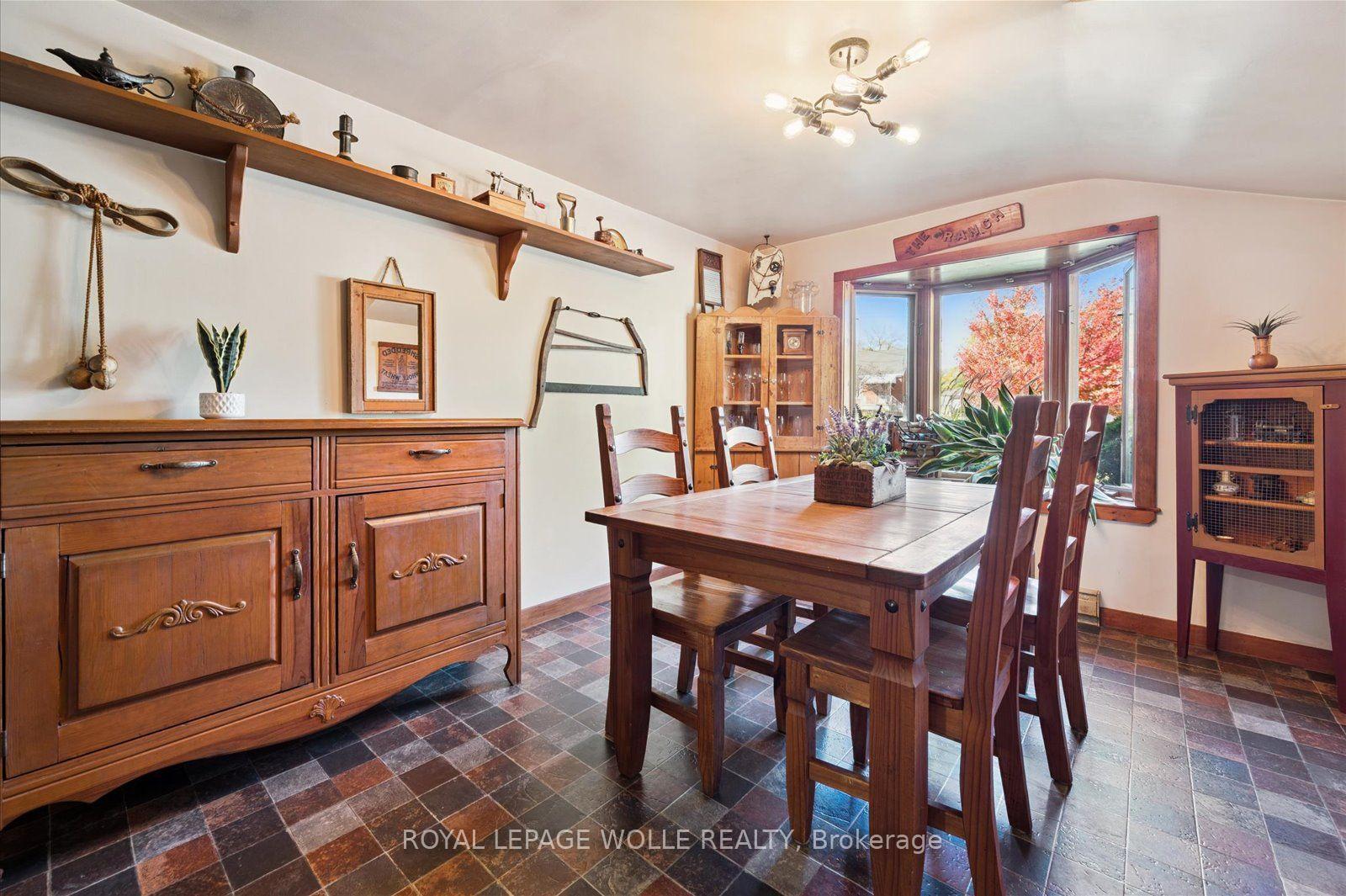 Photo 12 of 465 Karn Street, Kitchener, Victoria Hills — HOMEH