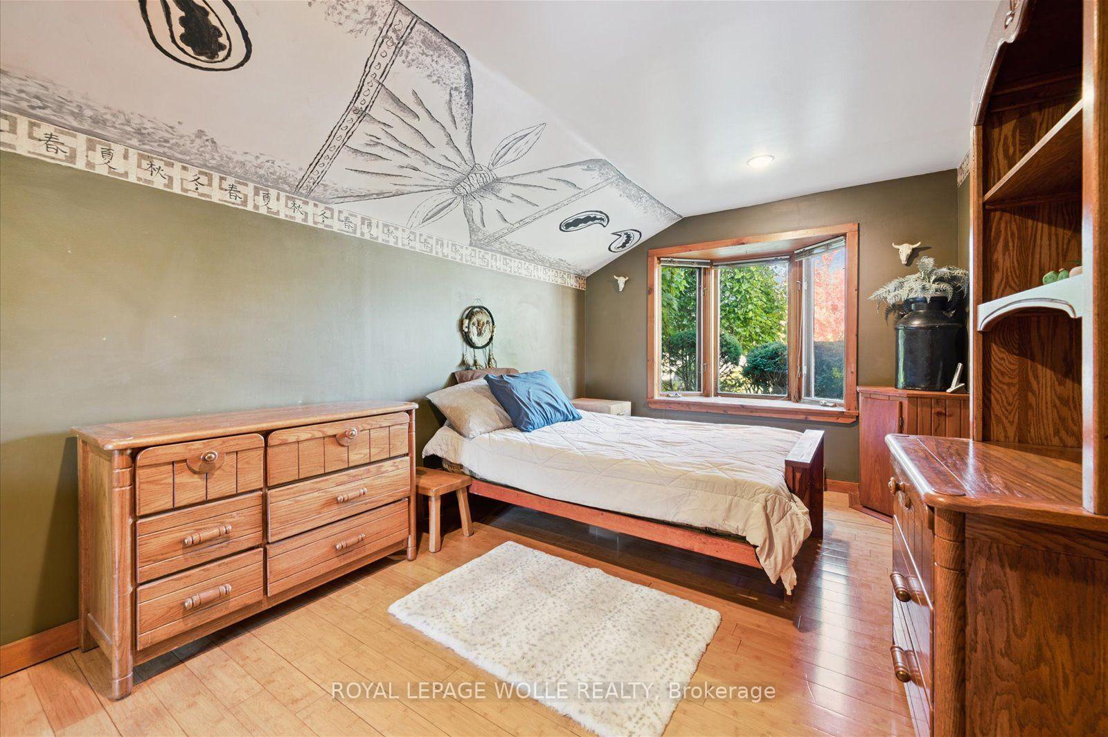 Photo 19 of 465 Karn Street, Kitchener, Victoria Hills — HOMEH